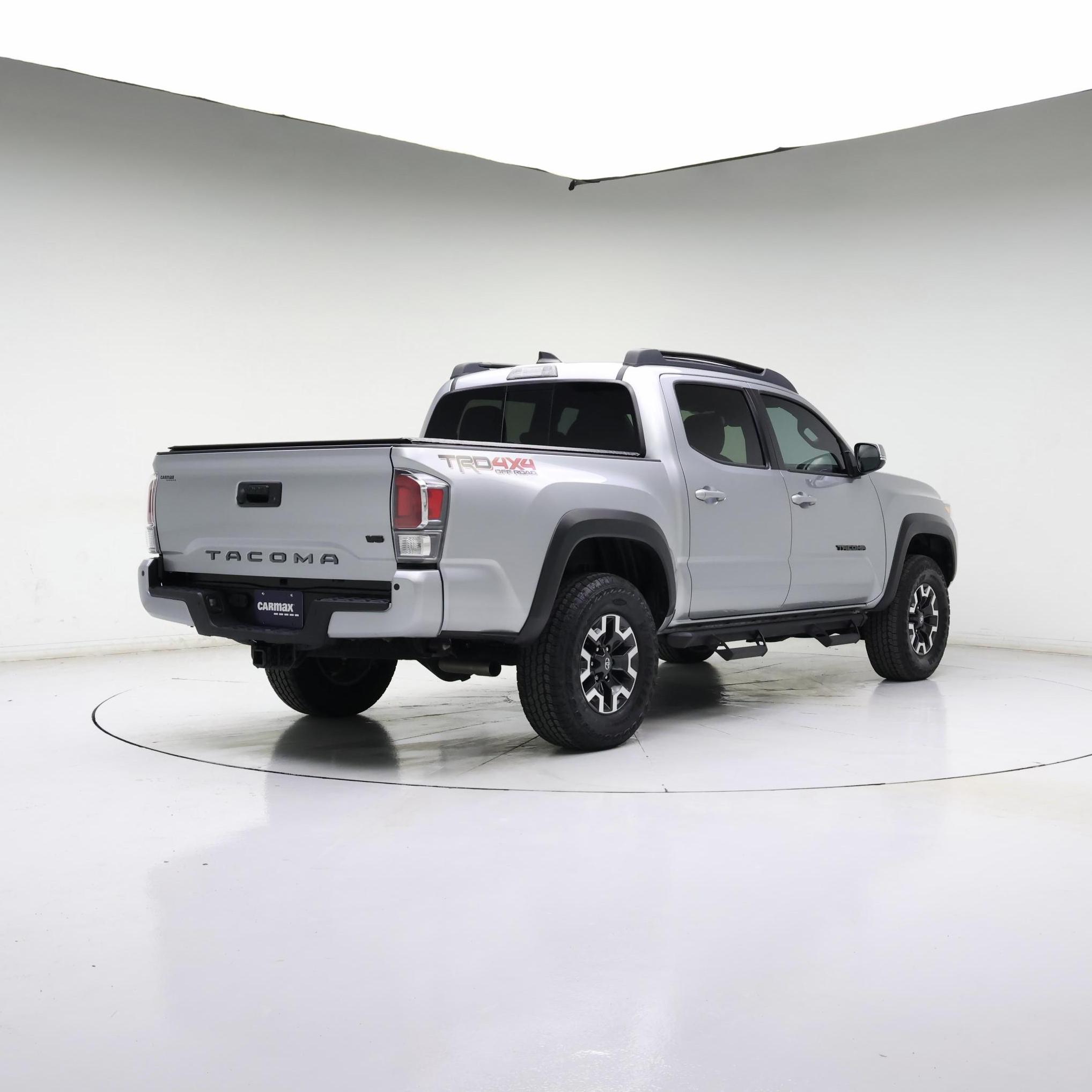 Thumbnail: 2022 Toyota Tacoma - 8