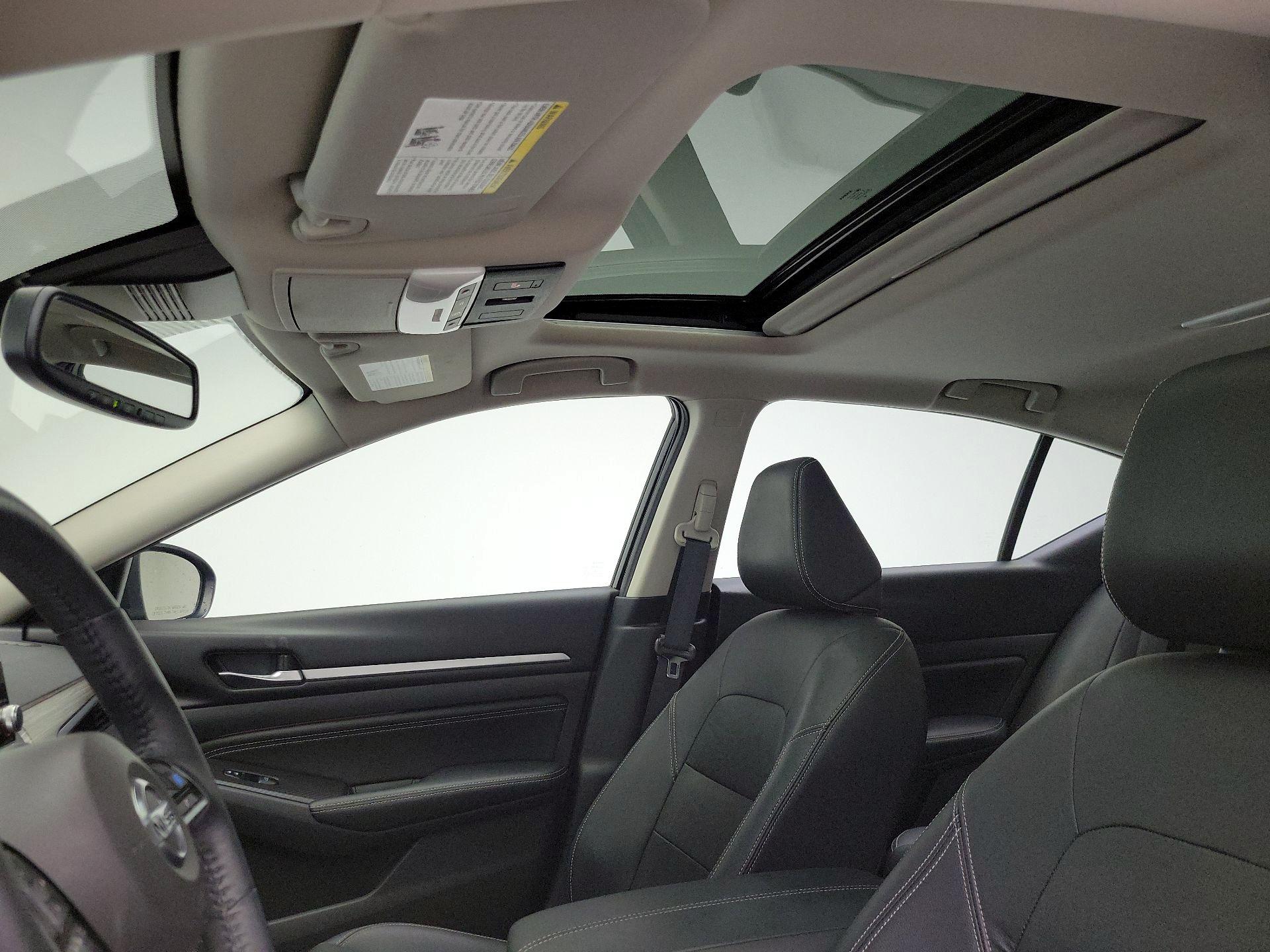 Thumbnail: 2019 Nissan Altima - 20