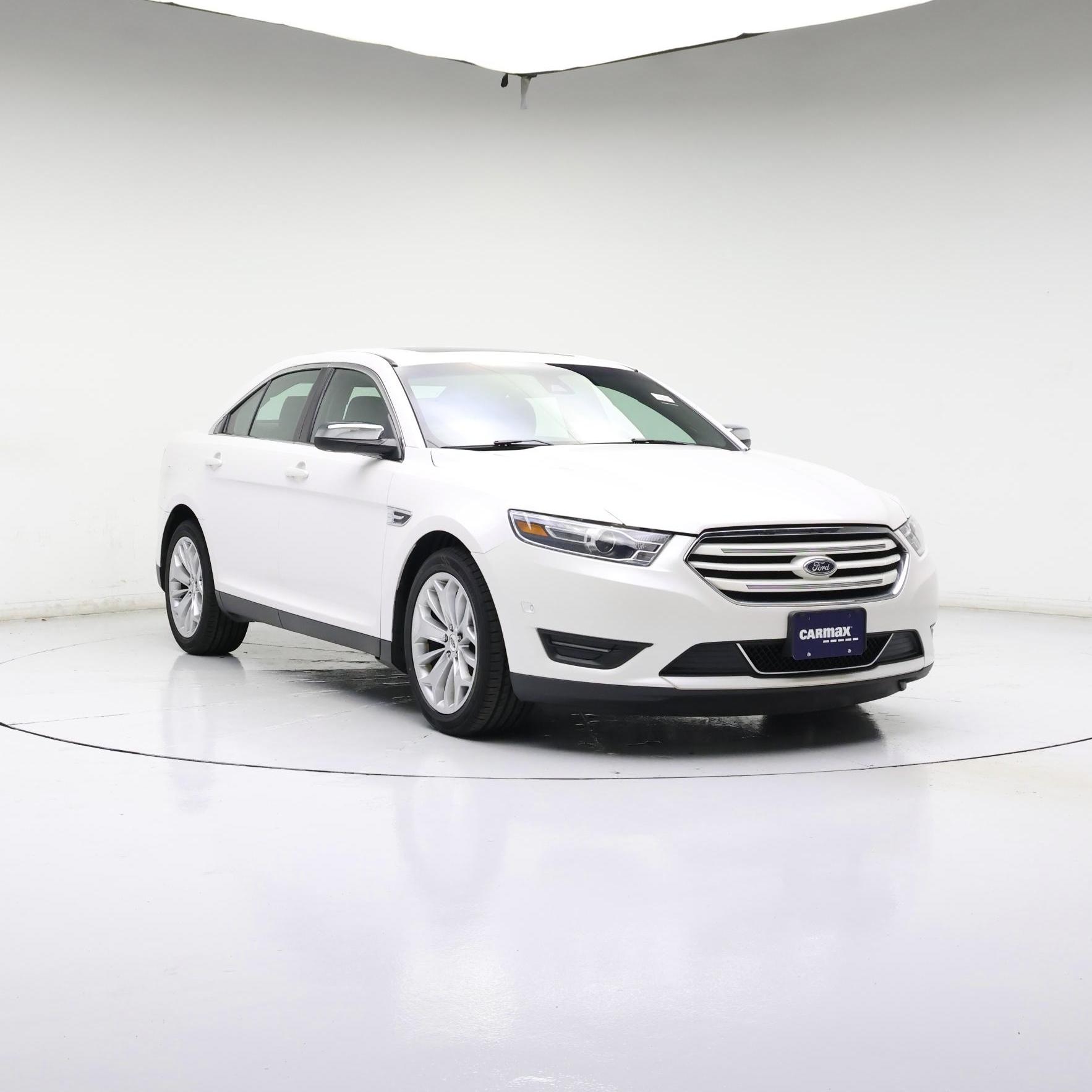 White 2018 Ford Taurus Sedan Front-Wheel Drive Automatic