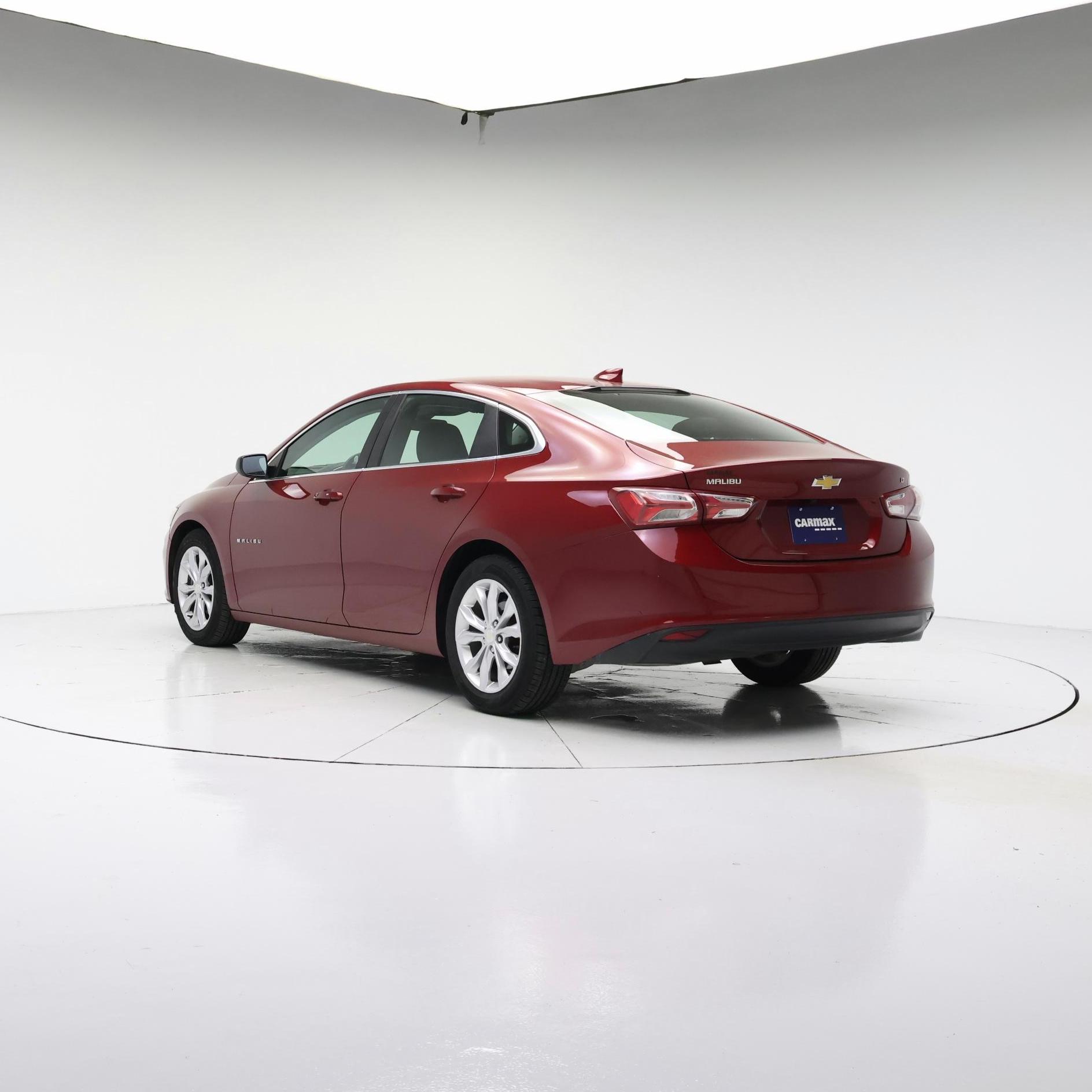 Thumbnail: 2019 Chevrolet Malibu - 2