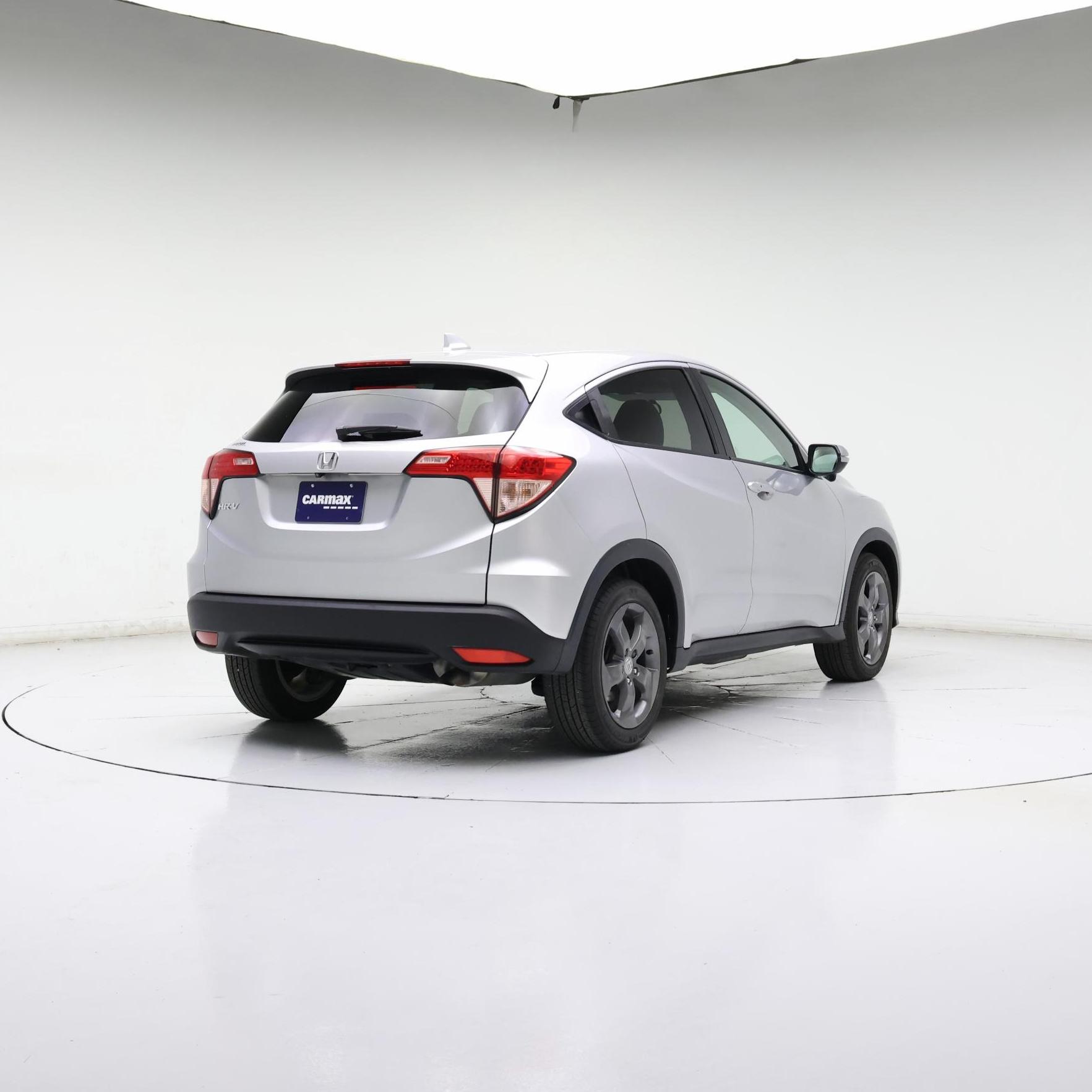 Thumbnail: 2016 Honda HR-V - 8