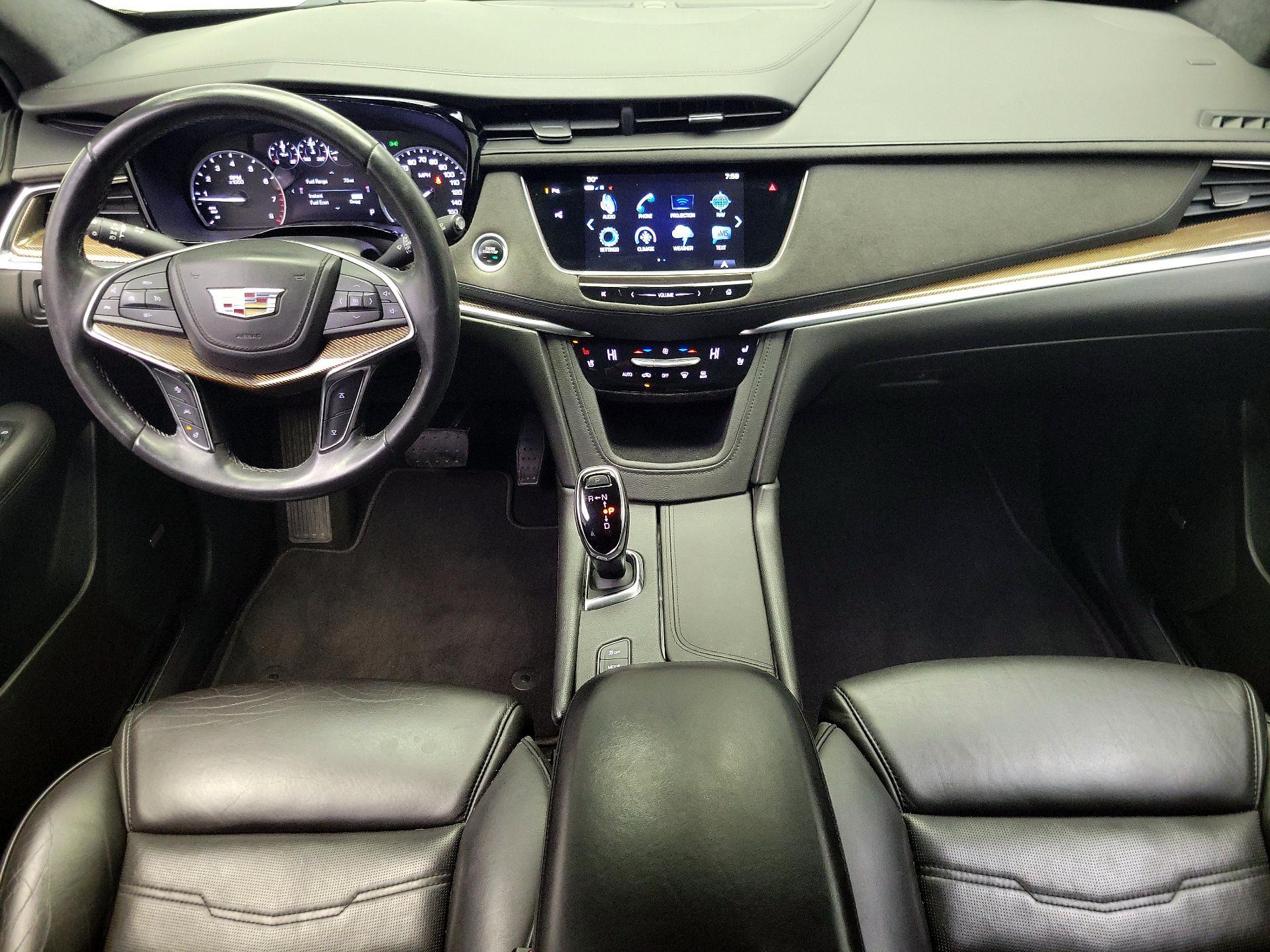 Thumbnail: 2018 Cadillac XT5 - 9