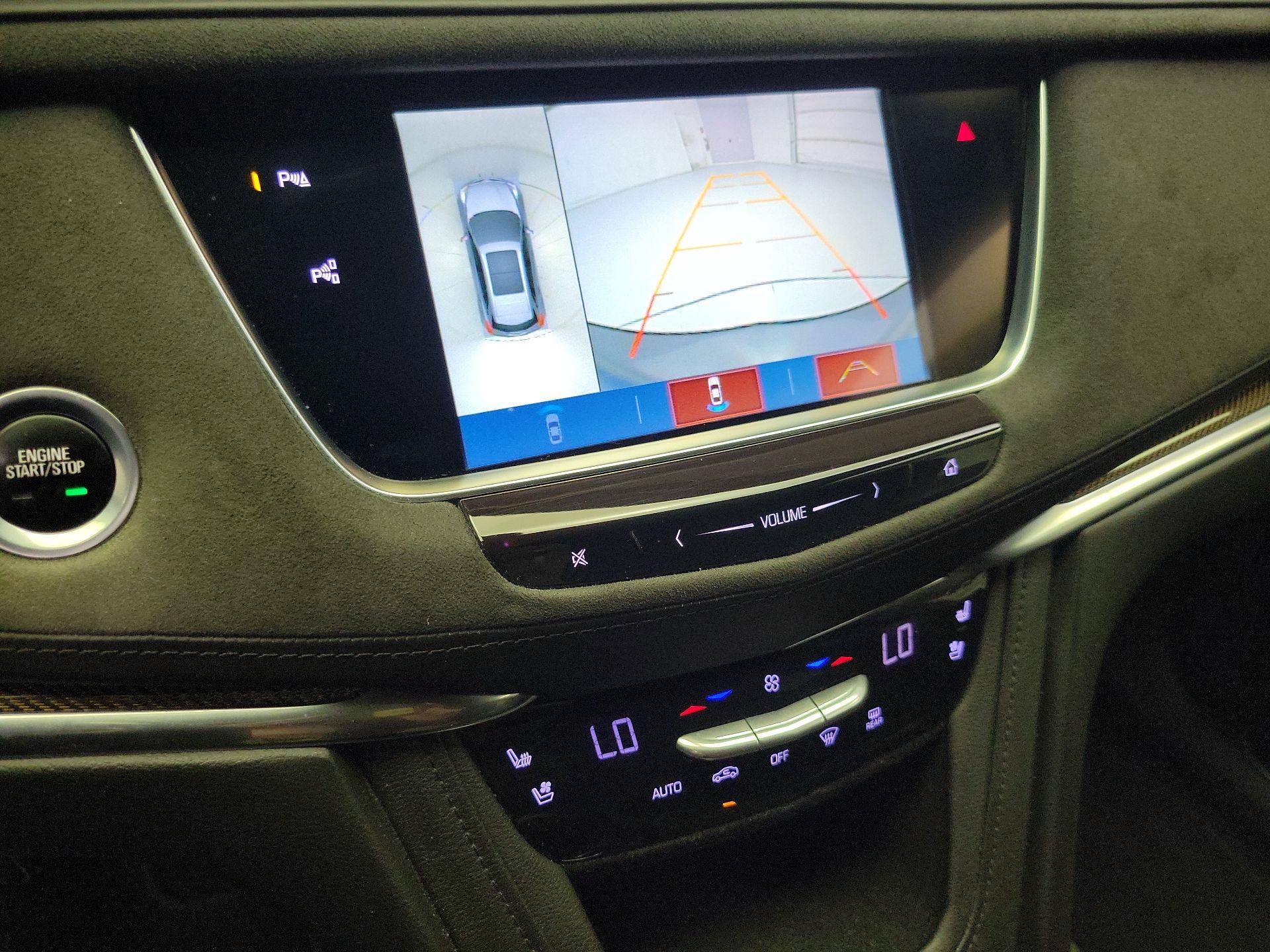Thumbnail: 2018 Cadillac XT5 - 15