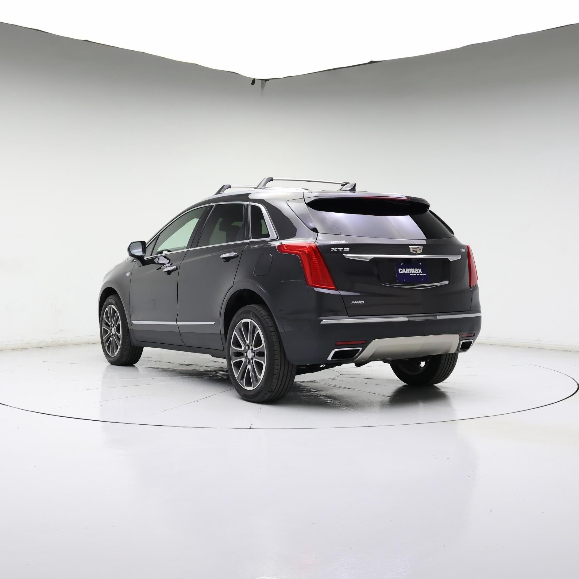 Thumbnail: 2018 Cadillac XT5 - 2