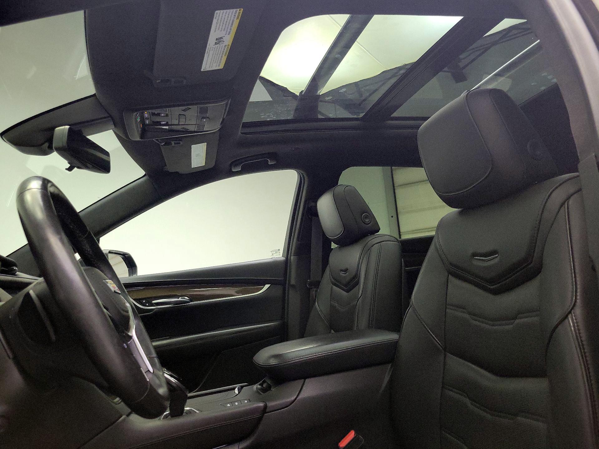 Thumbnail: 2018 Cadillac XT5 - 20