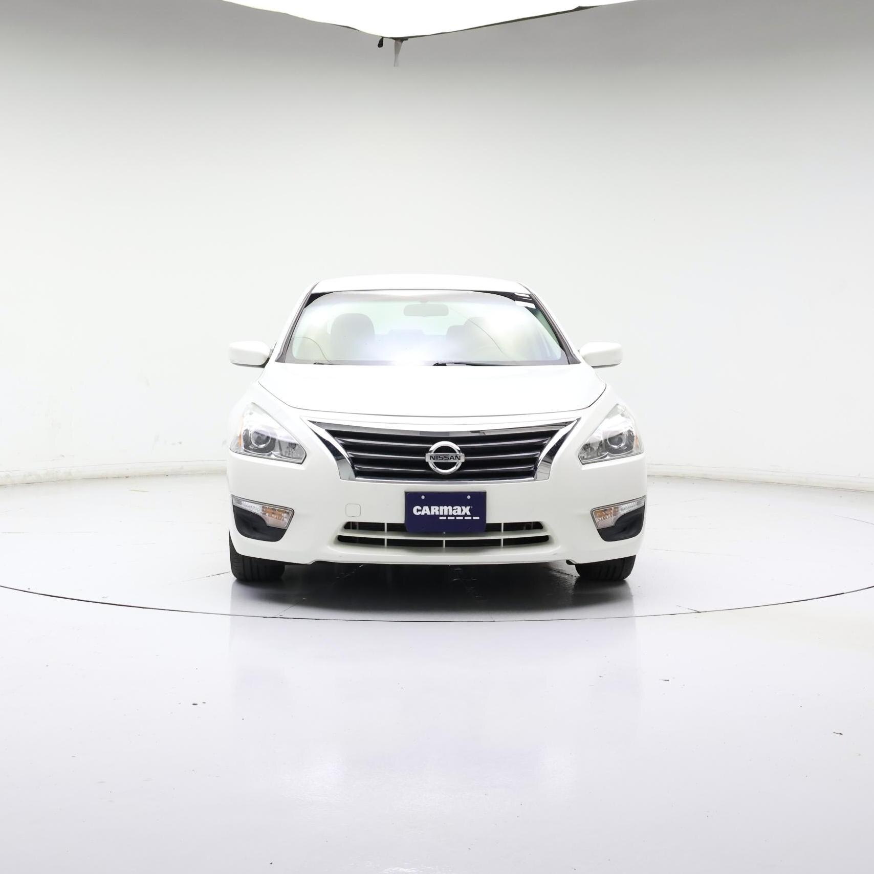 Thumbnail: 2015 Nissan Altima - 5