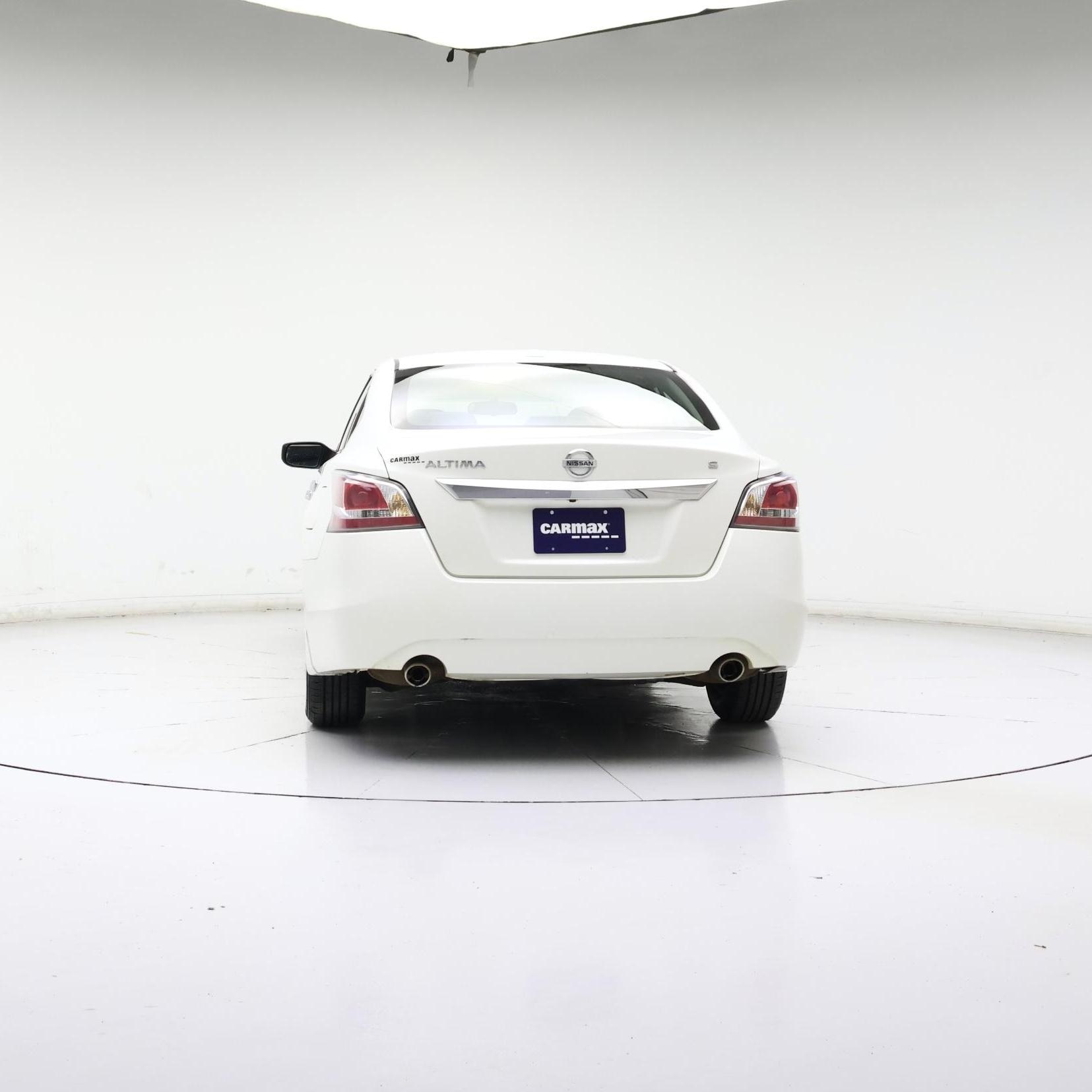 Thumbnail: 2015 Nissan Altima - 6