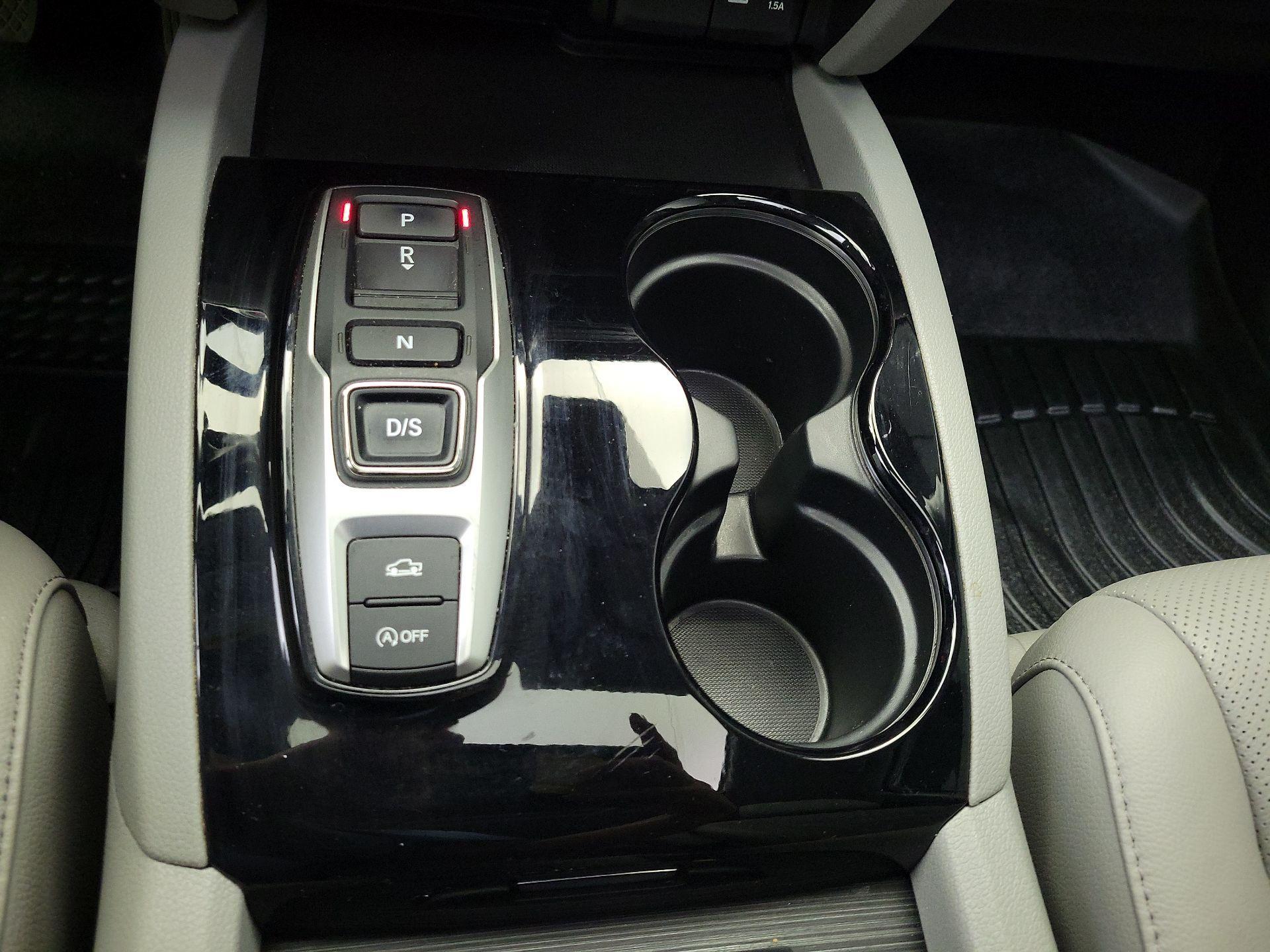 Thumbnail: 2020 Honda Ridgeline - 18