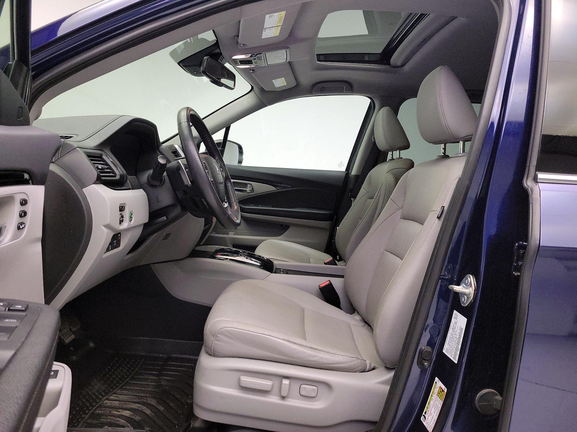 Thumbnail: 2020 Honda Ridgeline - 20