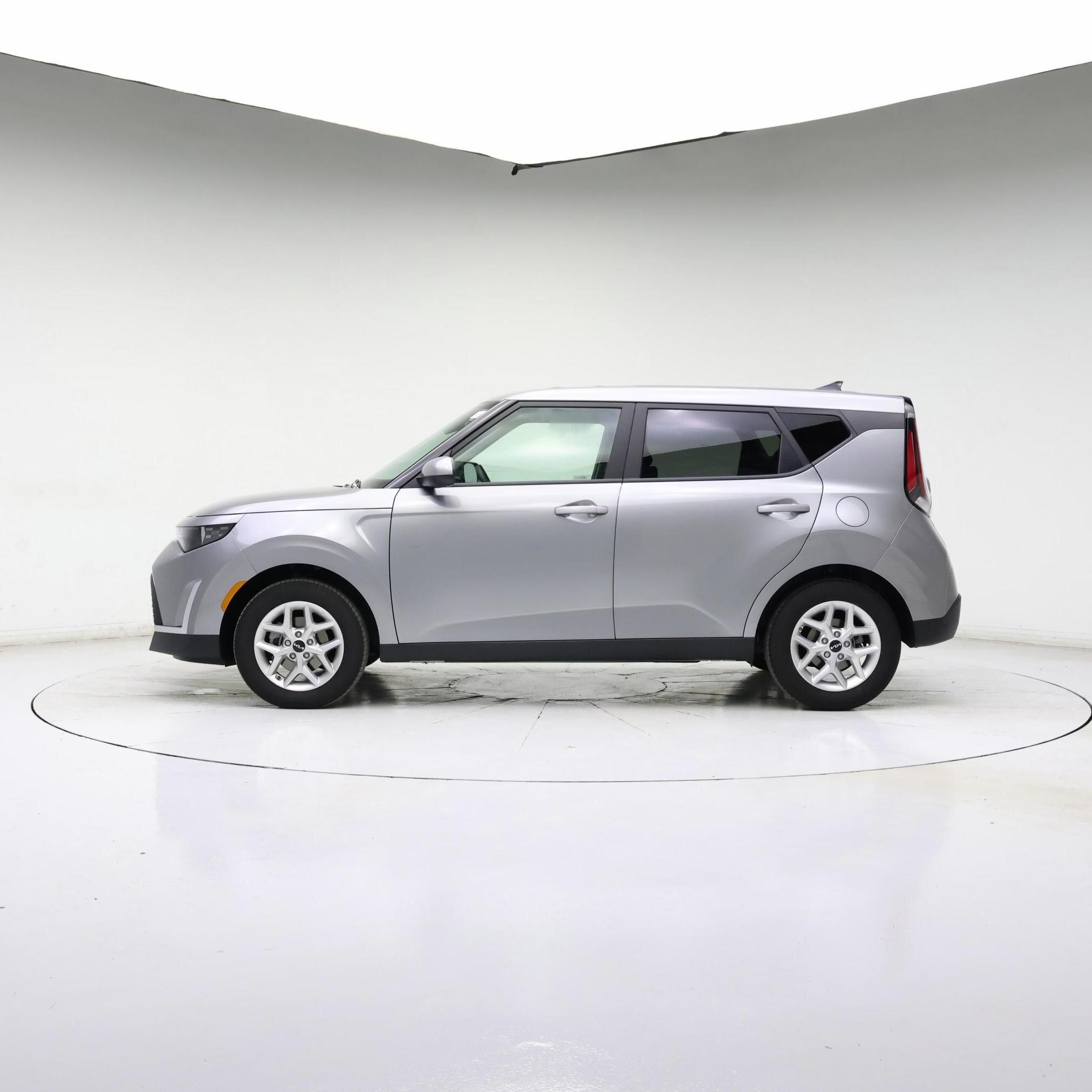 Thumbnail: 2025 Kia Soul - 3