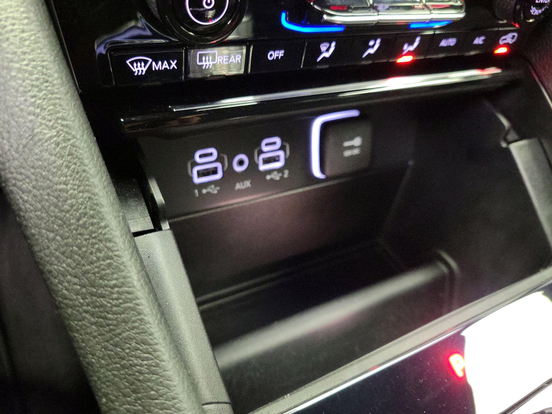 Thumbnail: 2024 Jeep Grand Cherokee - 16