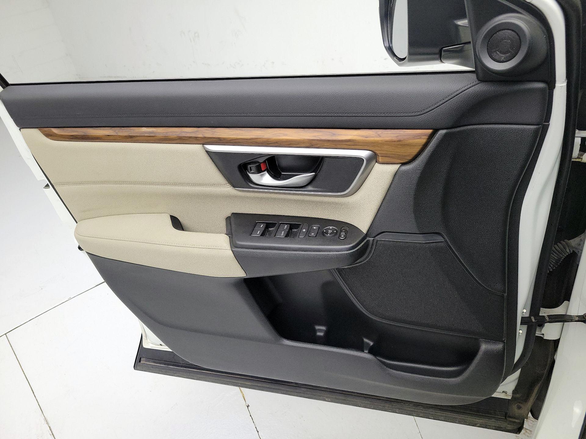 Thumbnail: 2018 Honda CR-V - 12