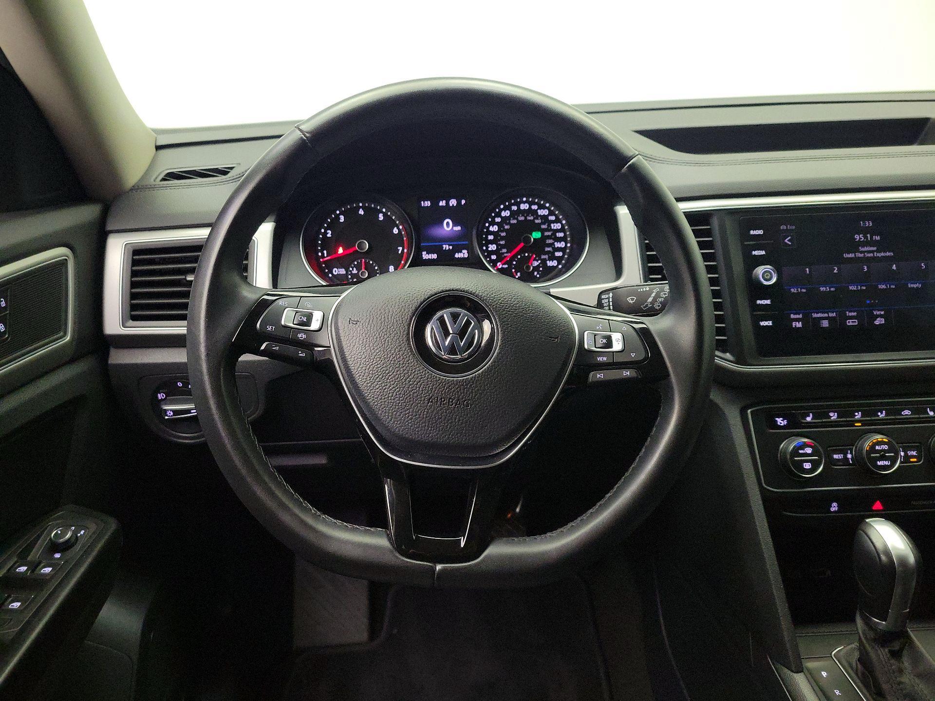 Thumbnail: 2019 Volkswagen Atlas - 10