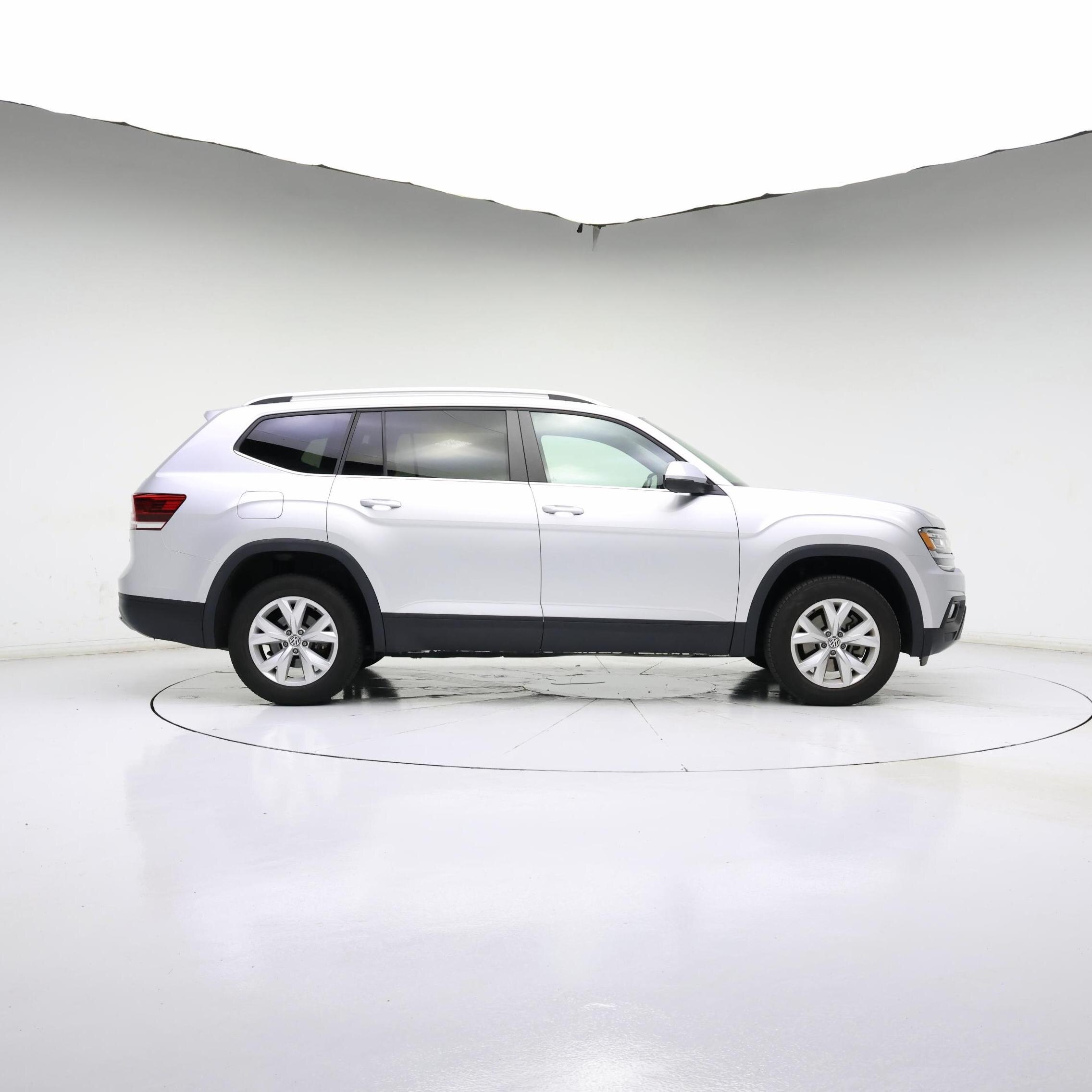 Thumbnail: 2019 Volkswagen Atlas - 3