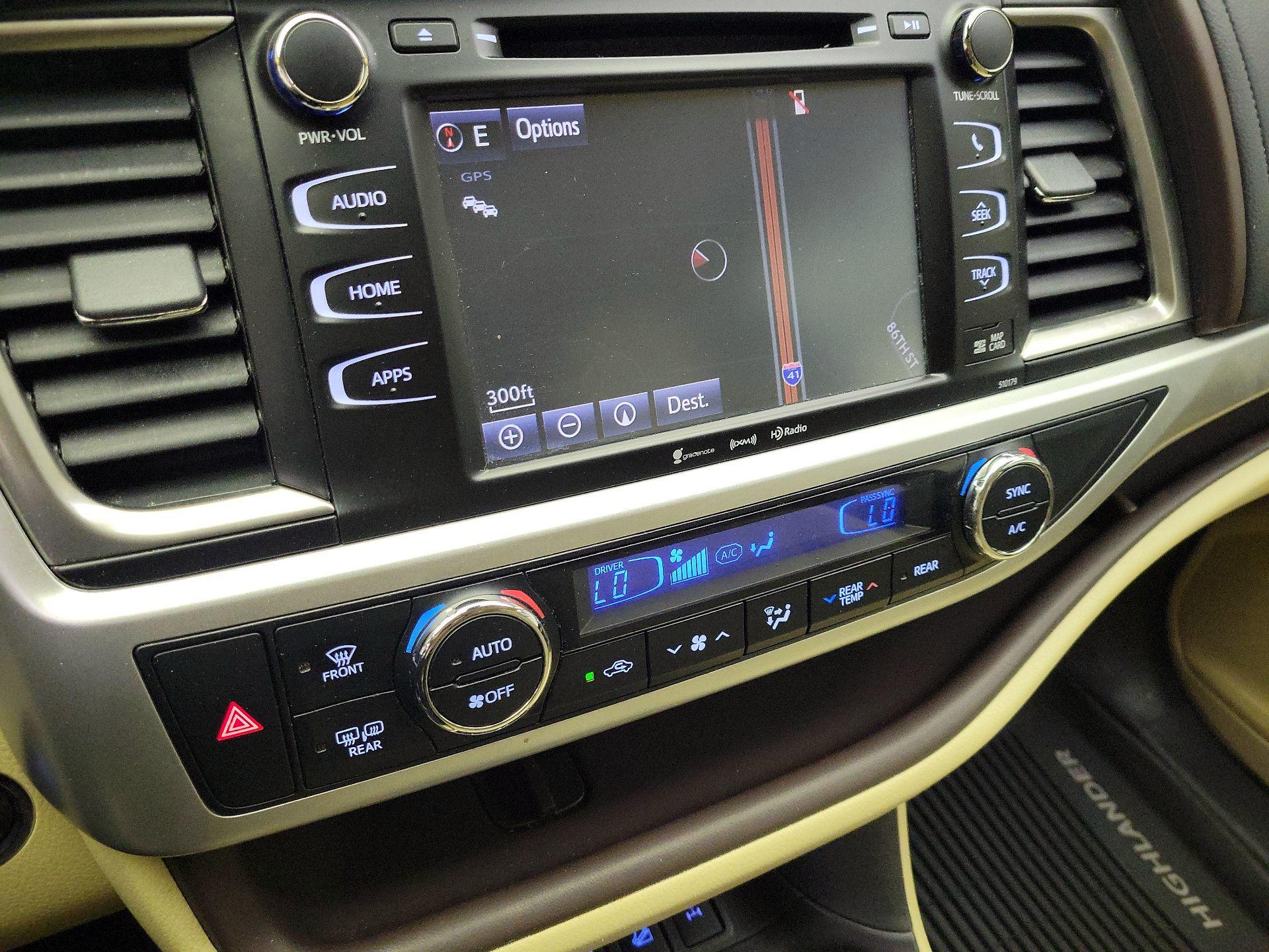 Thumbnail: 2017 Toyota Highlander - 14