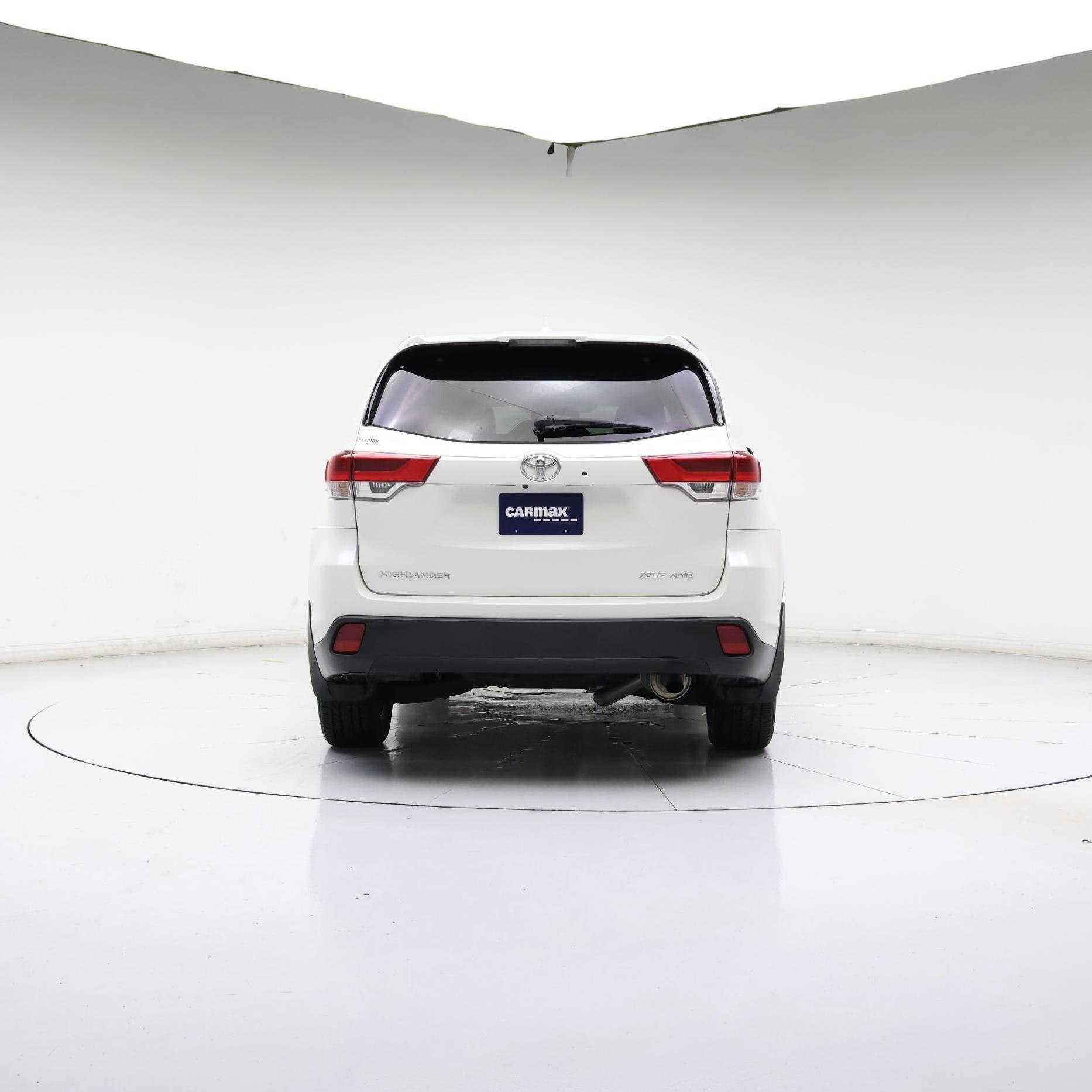 Thumbnail: 2017 Toyota Highlander - 6