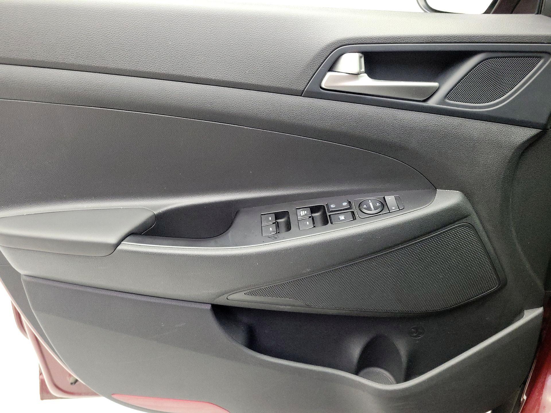 Thumbnail: 2020 Hyundai Tucson - 12