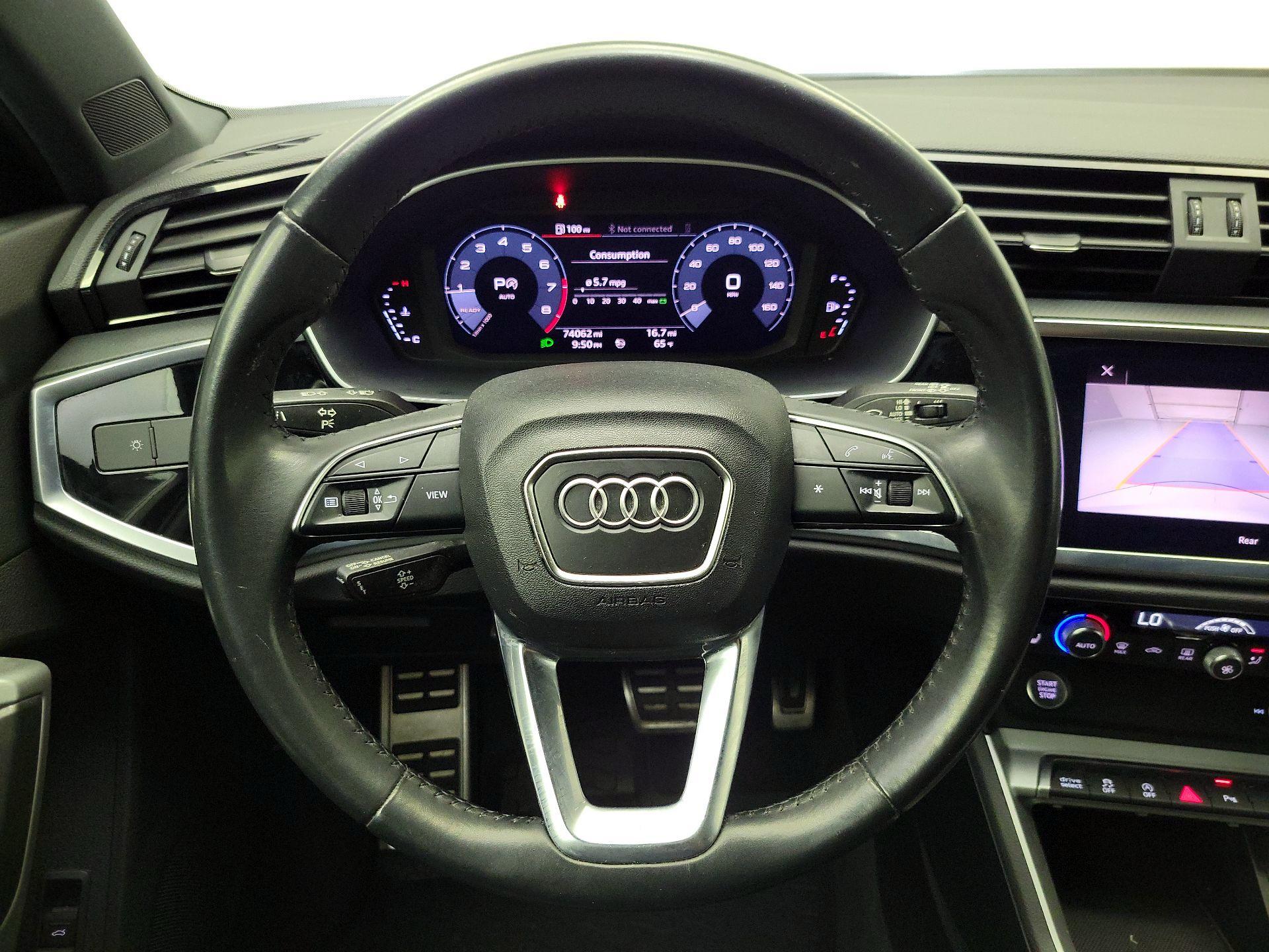 Thumbnail: 2020 Audi Q3 - 10
