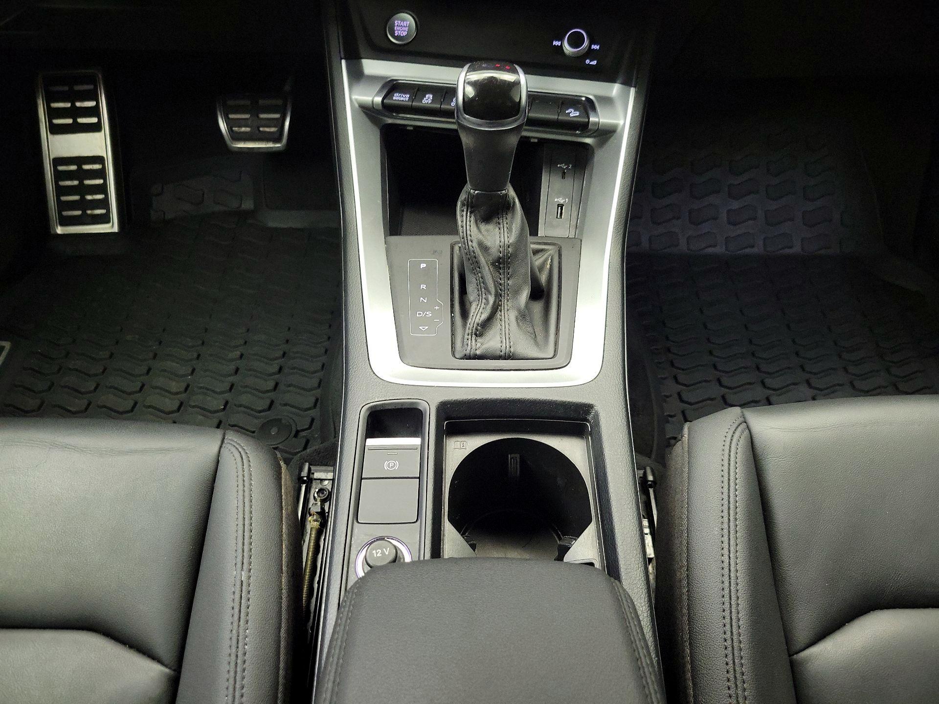 Thumbnail: 2020 Audi Q3 - 17