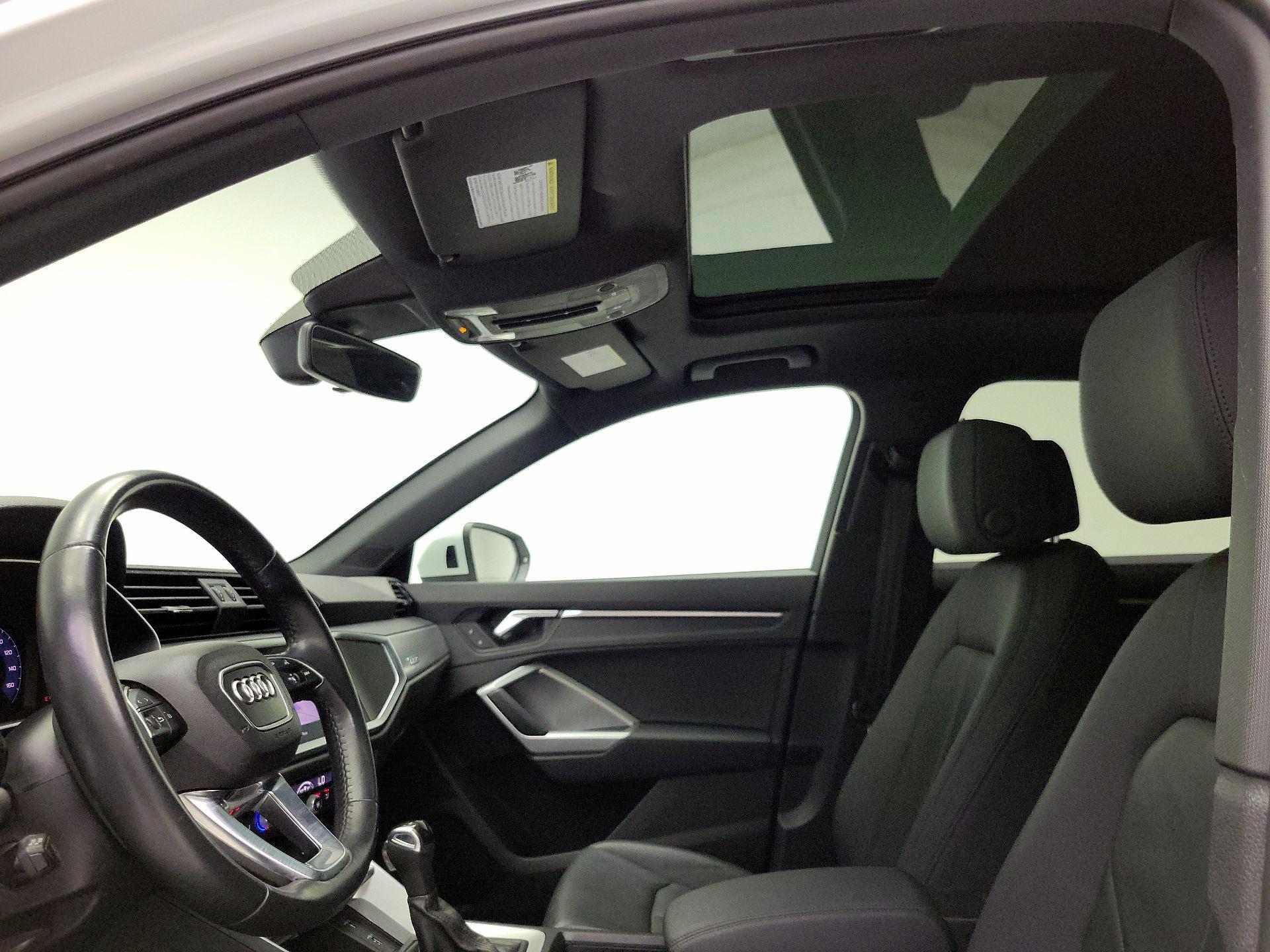 Thumbnail: 2020 Audi Q3 - 19