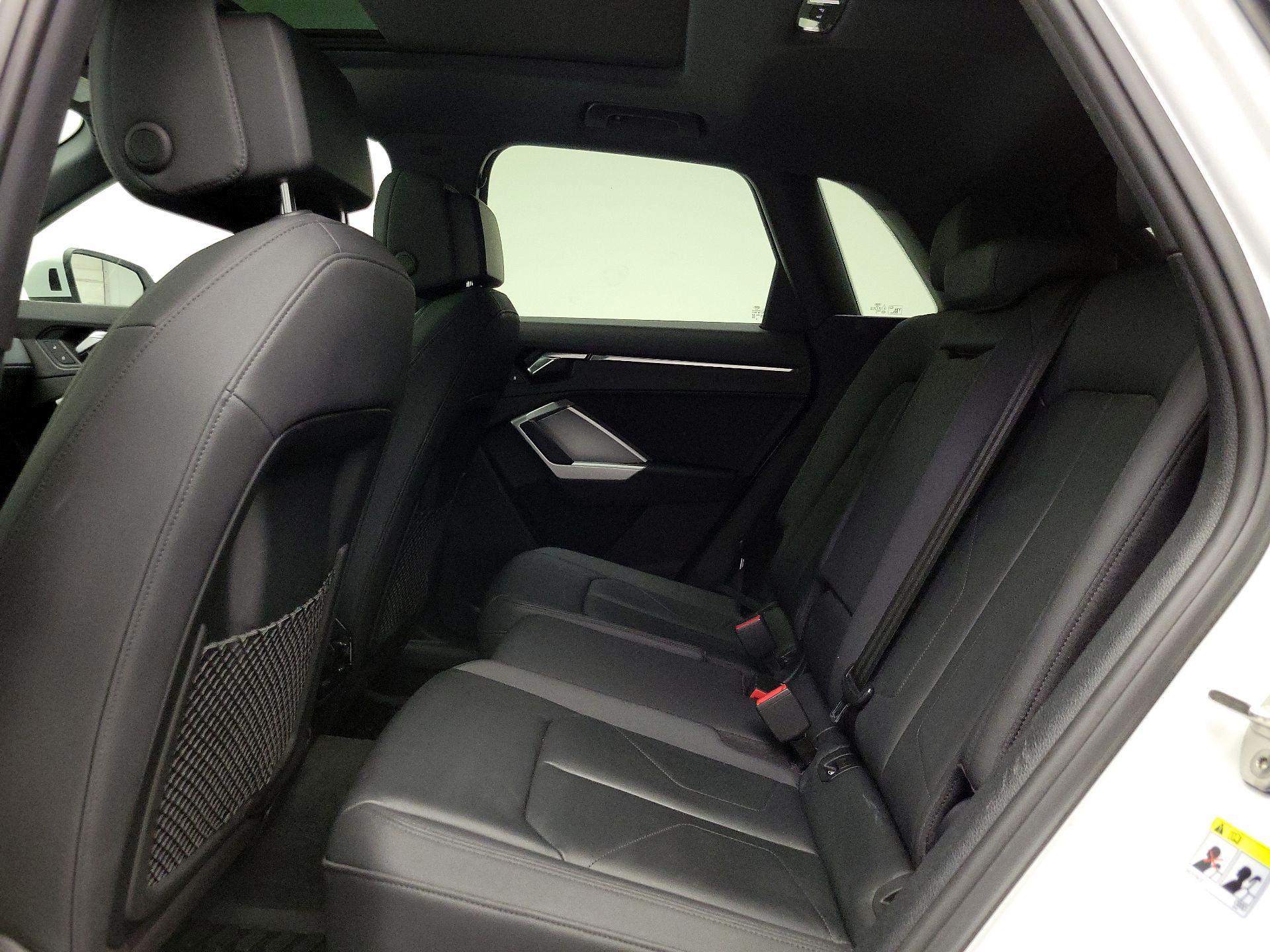 Thumbnail: 2020 Audi Q3 - 20