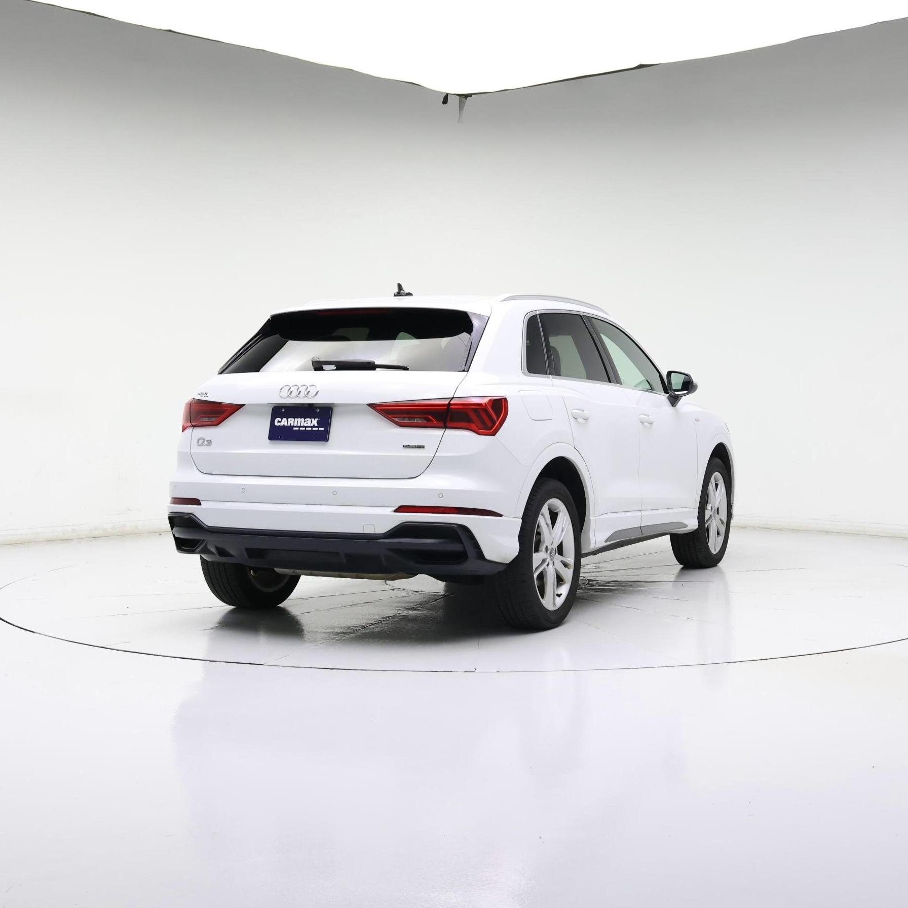 Thumbnail: 2020 Audi Q3 - 4