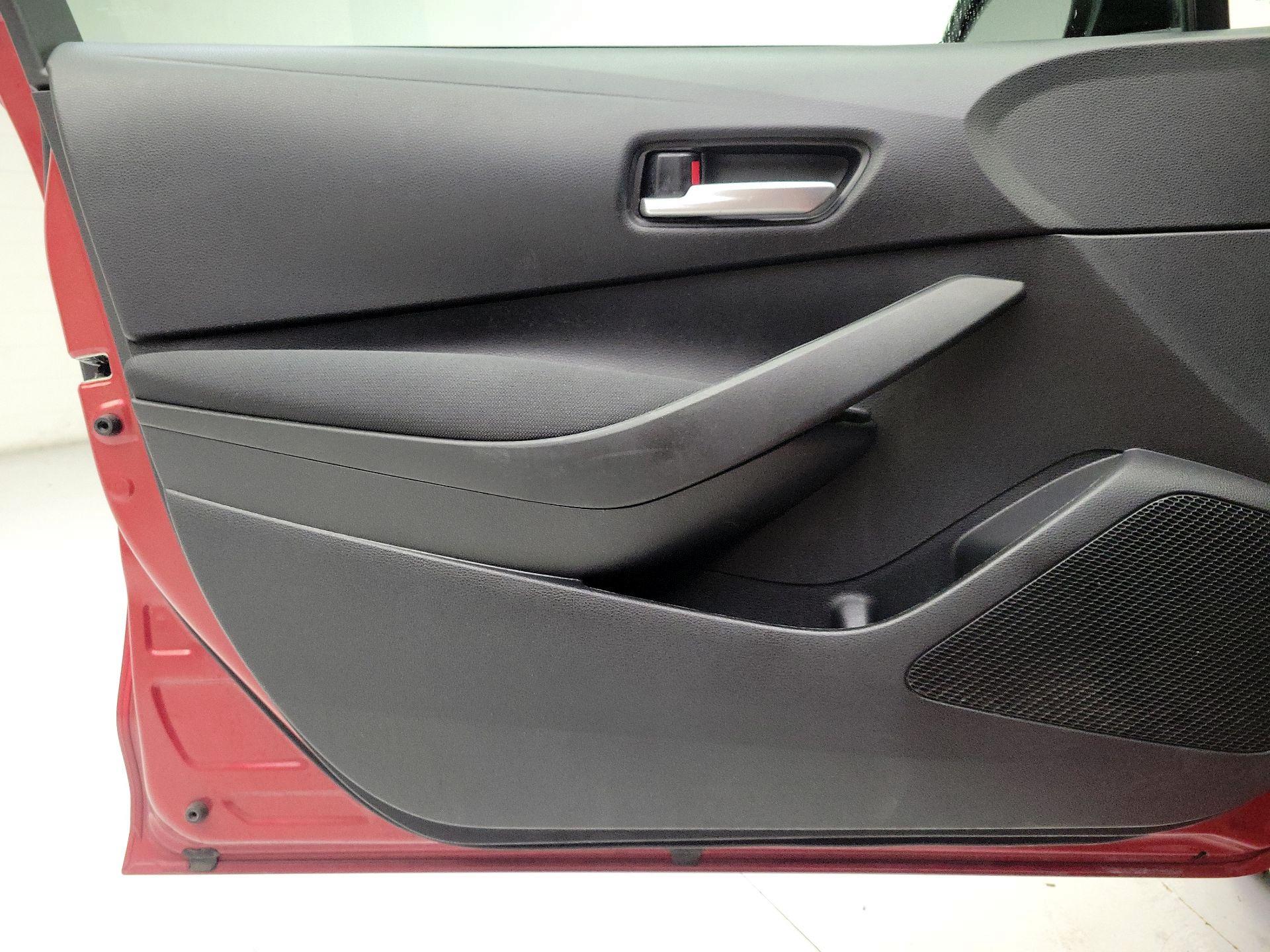 Thumbnail: 2021 Toyota Corolla - 12