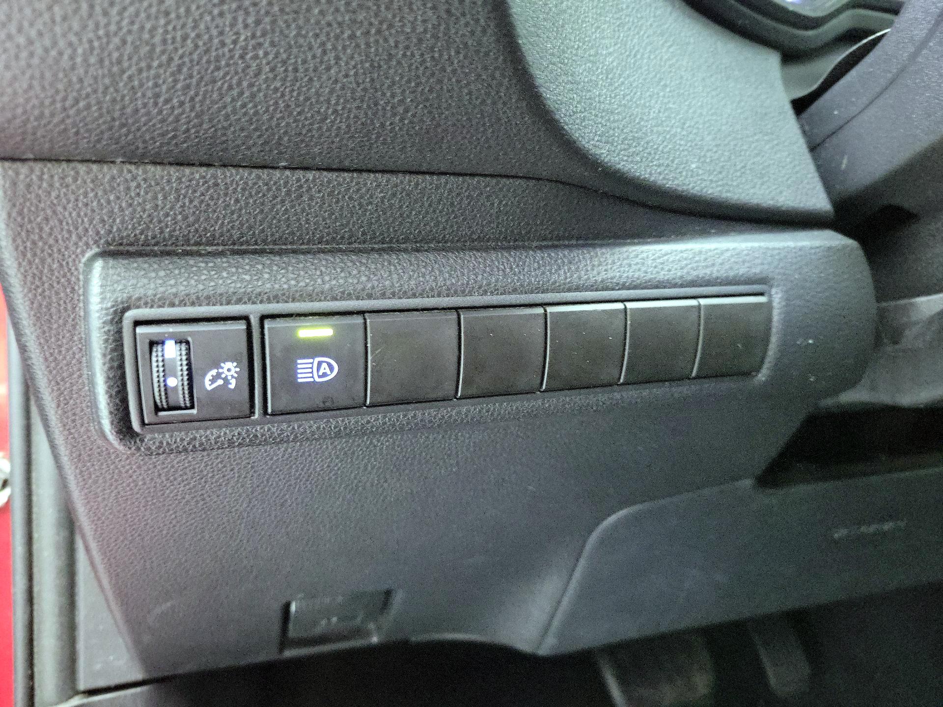 Thumbnail: 2021 Toyota Corolla - 13