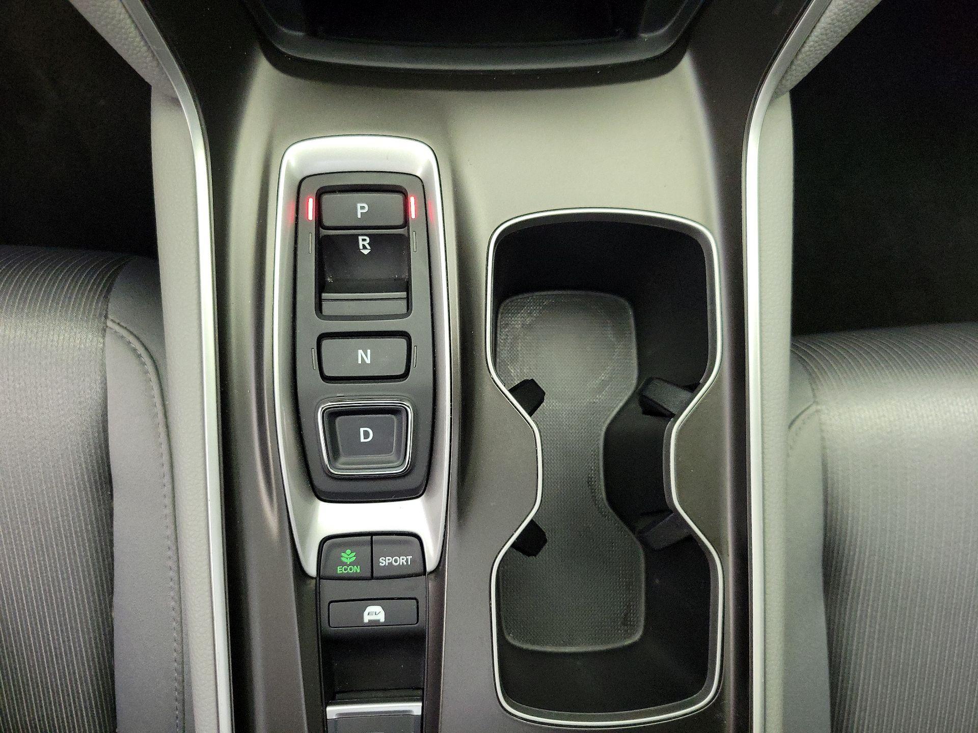 Thumbnail: 2019 Honda Accord - 17