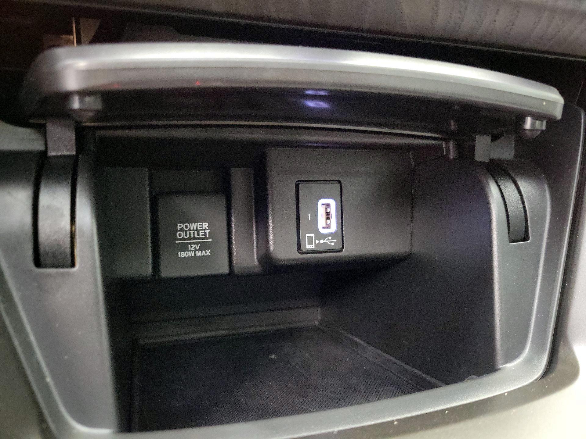 Thumbnail: 2019 Honda Accord - 18