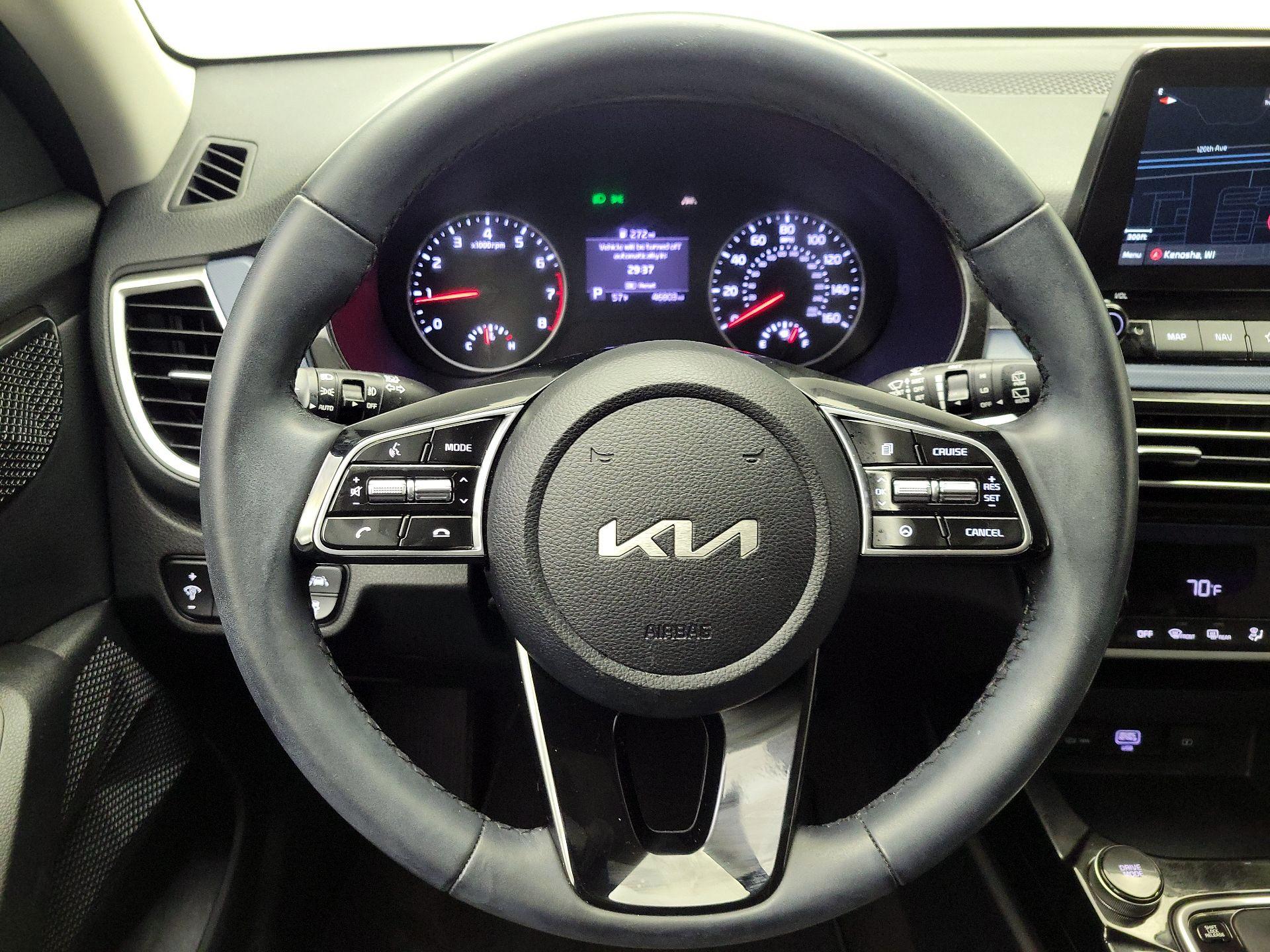 Thumbnail: 2022 Kia Seltos - 10