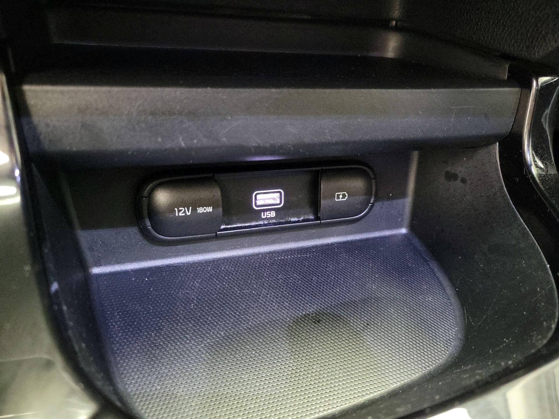 Thumbnail: 2022 Kia Seltos - 19