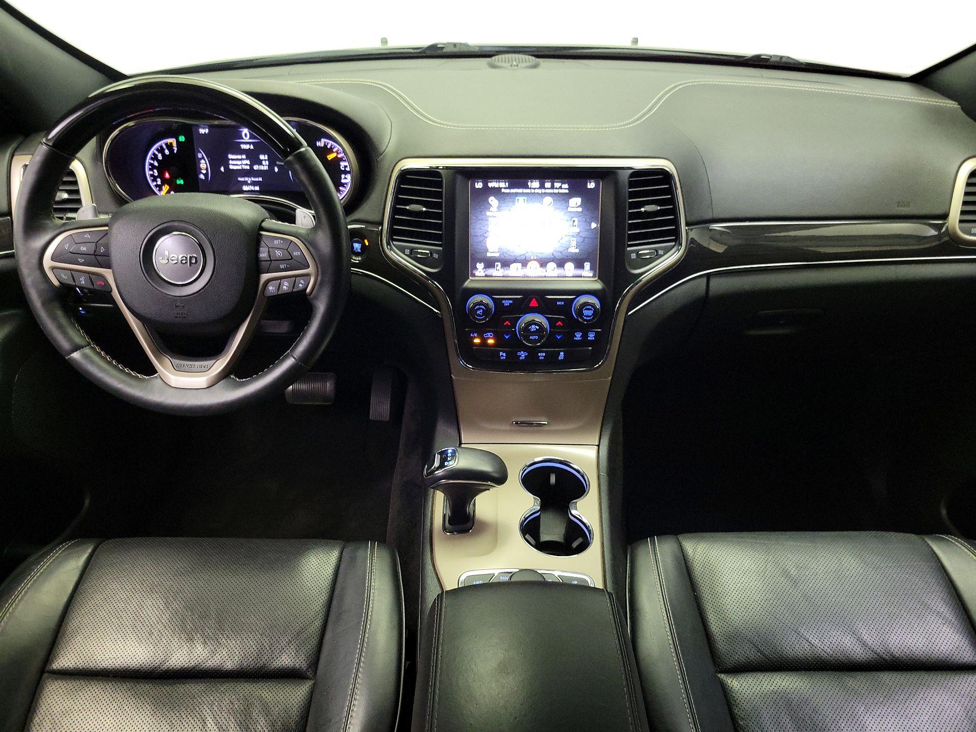 Thumbnail: 2015 Jeep Grand Cherokee - 9