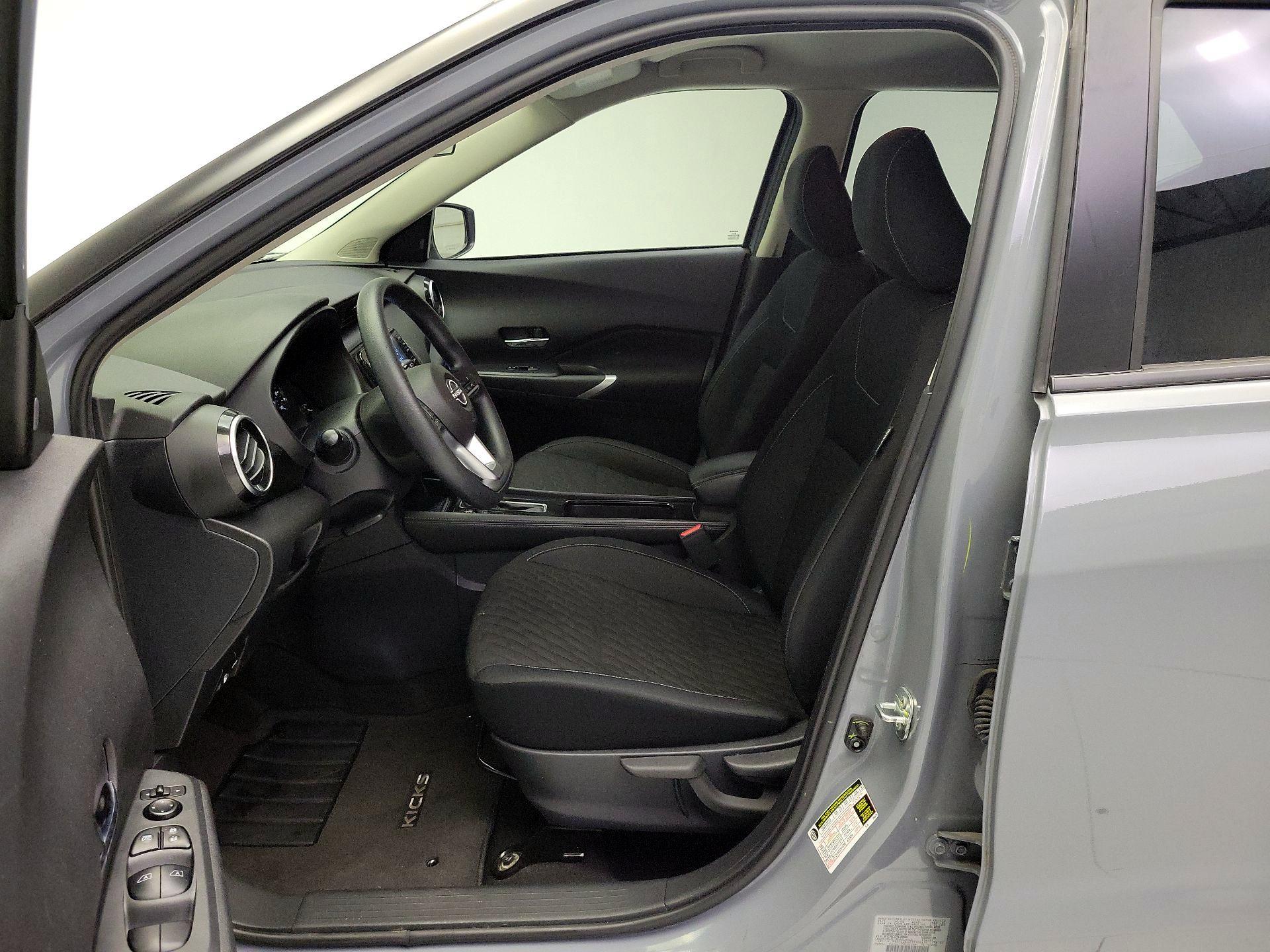 Thumbnail: 2023 Nissan Kicks - 11