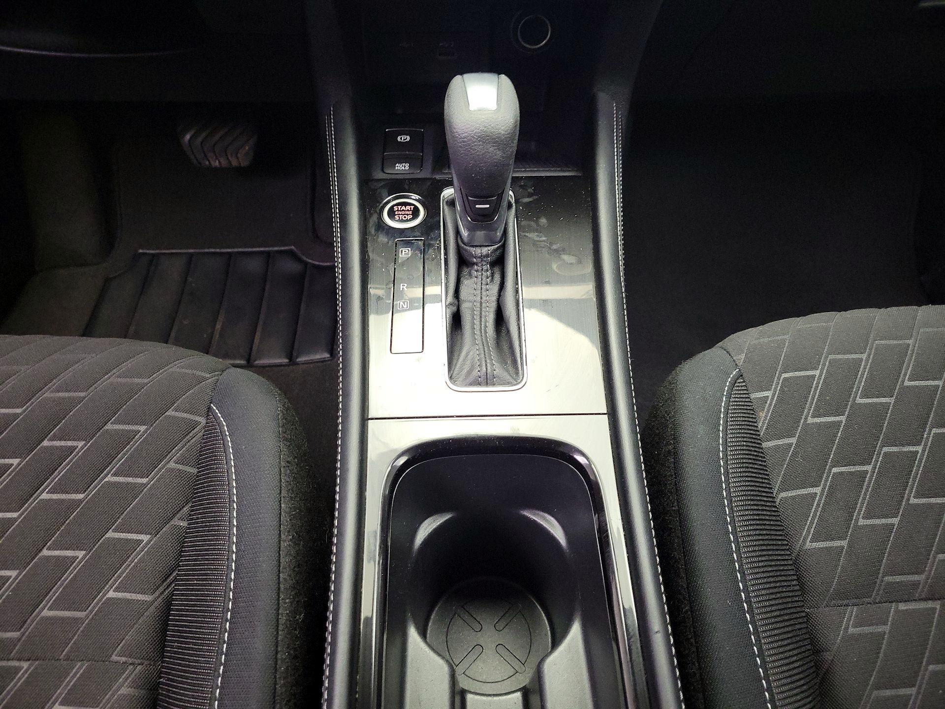 Thumbnail: 2023 Nissan Kicks - 16