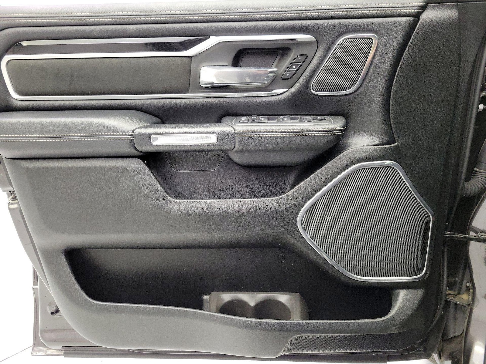 2020 RAM Ram 1500 Pickup Laramie - Photo 13