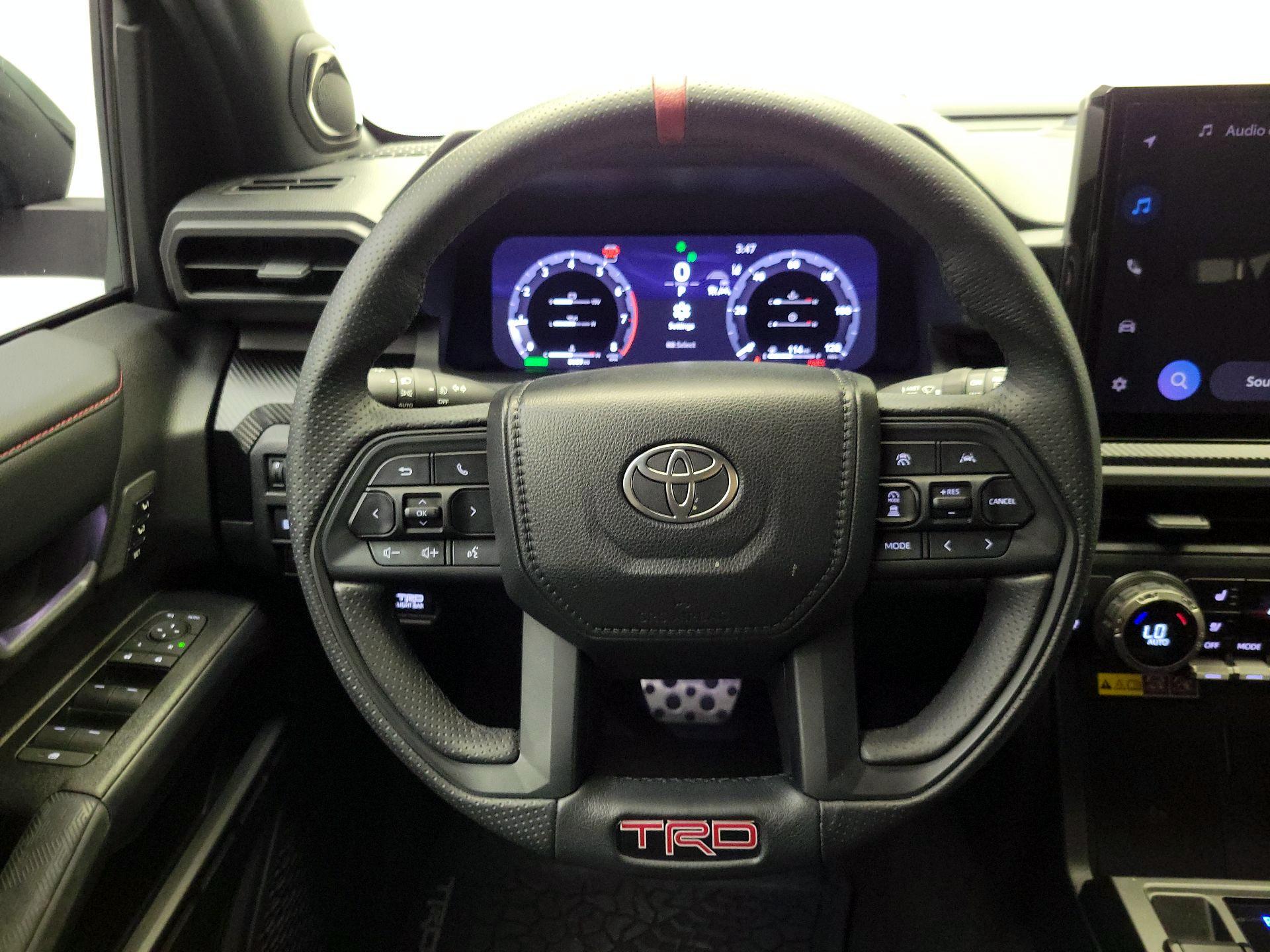 Thumbnail: 2025 Toyota 4Runner - 10