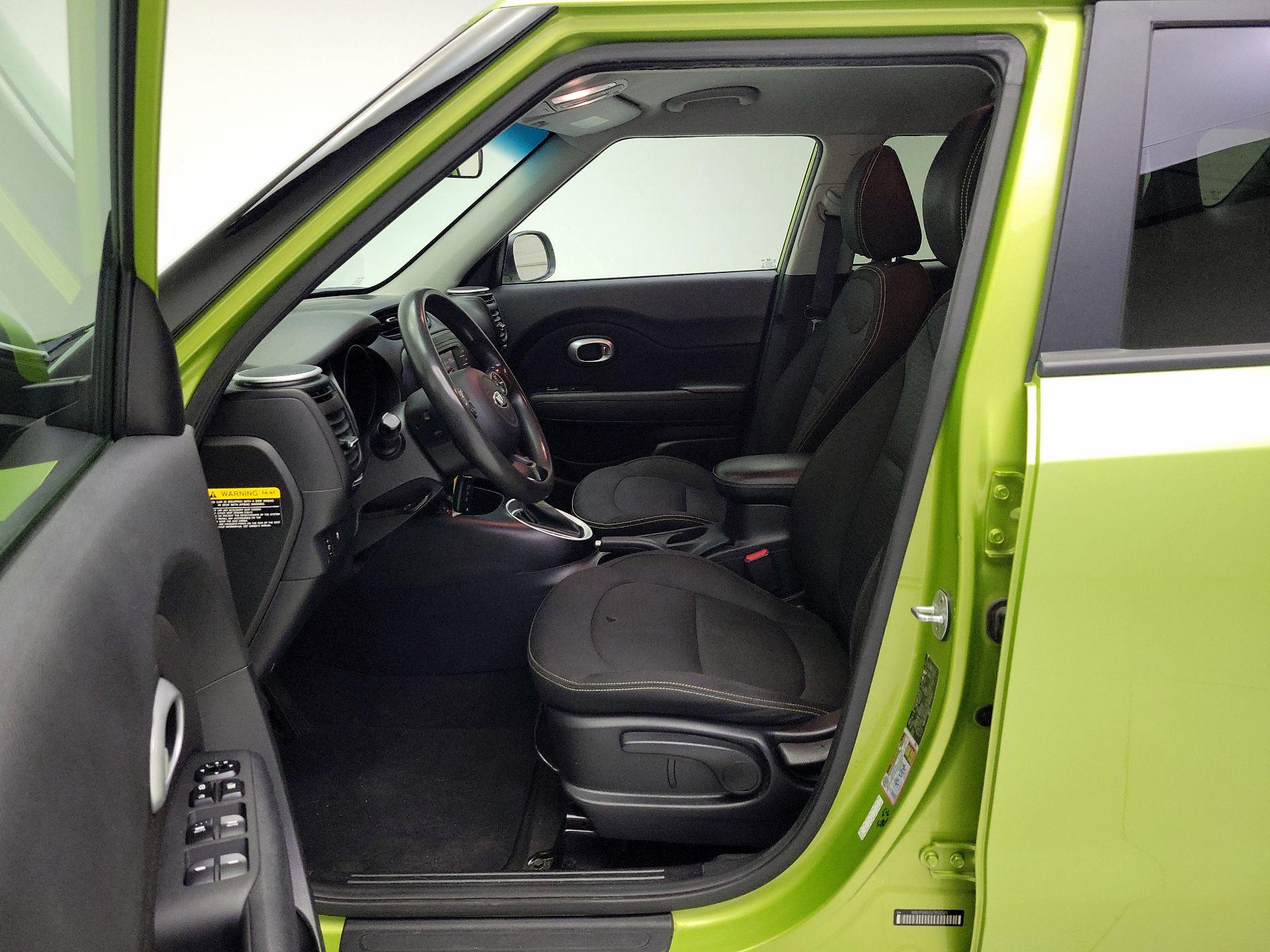 Thumbnail: 2016 Kia Soul - 11