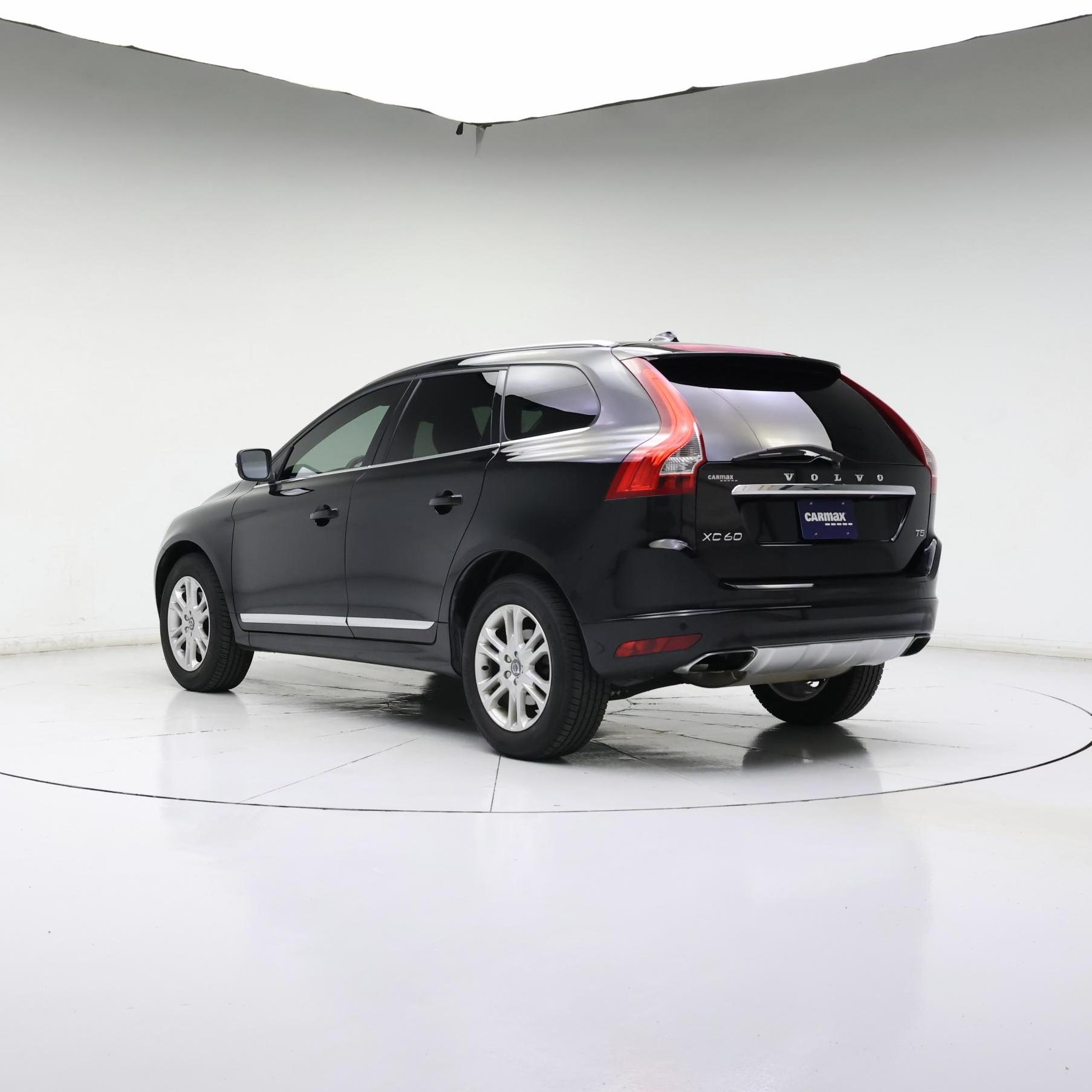 Thumbnail: 2015 Volvo XC60 - 2