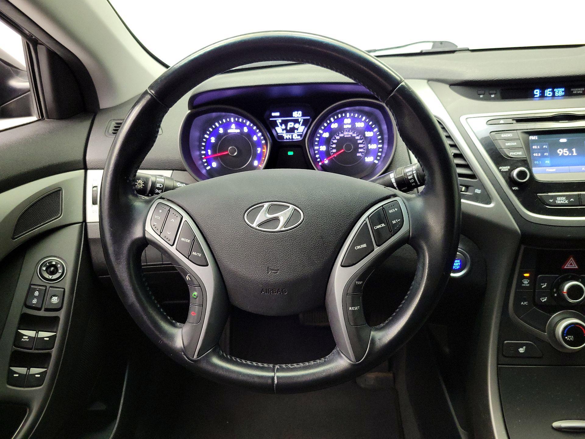 Thumbnail: 2016 Hyundai Elantra - 10