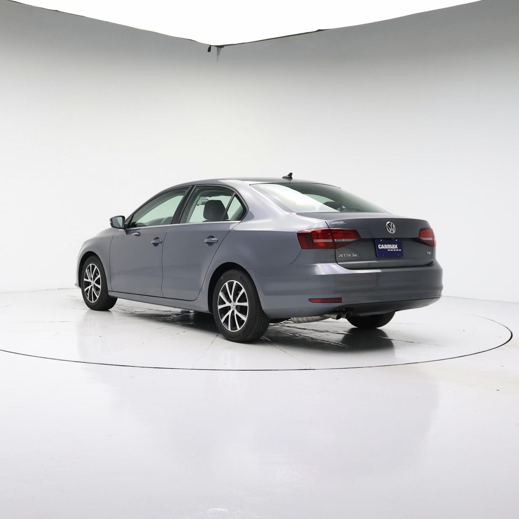 Thumbnail: 2017 Volkswagen Jetta - 2