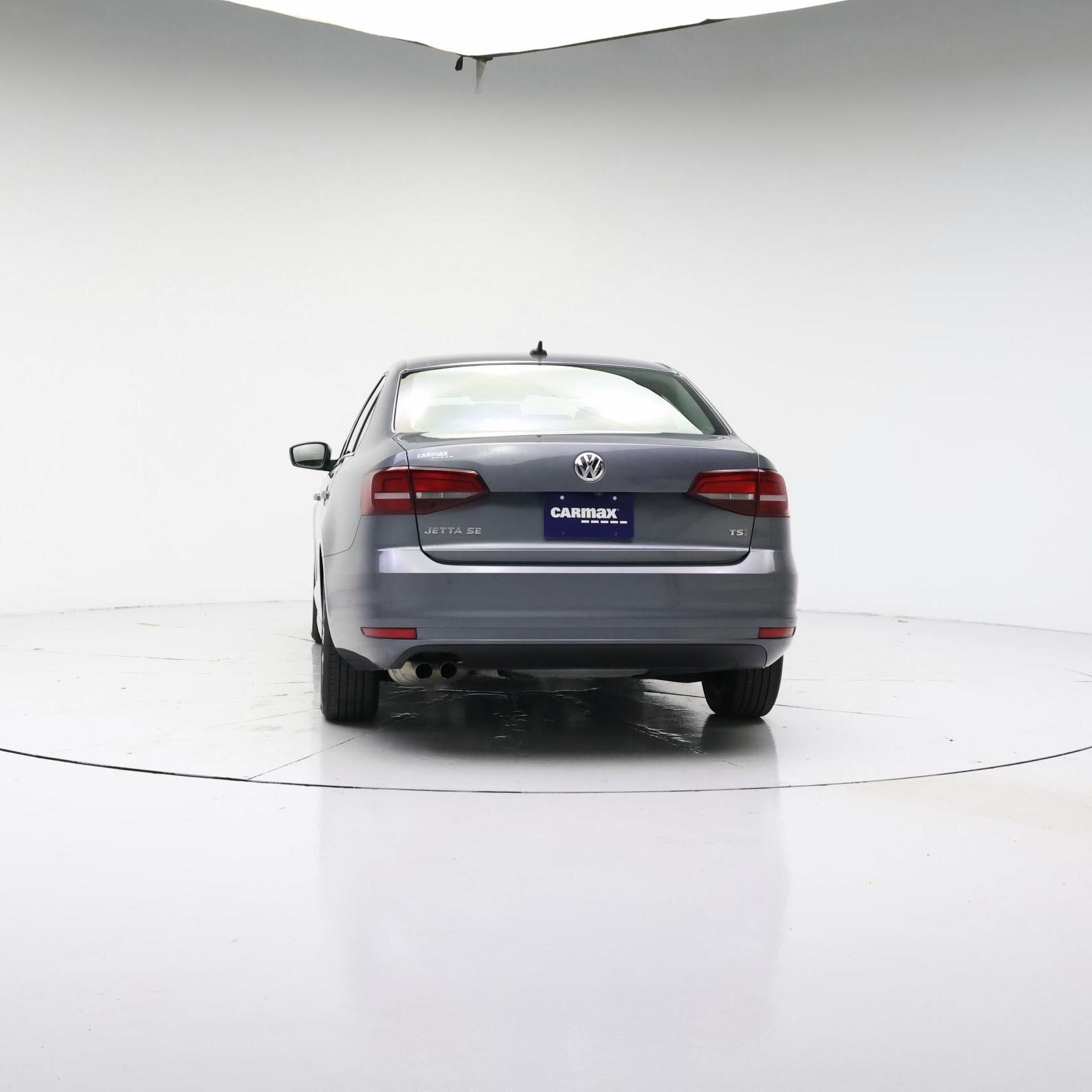 Thumbnail: 2017 Volkswagen Jetta - 6