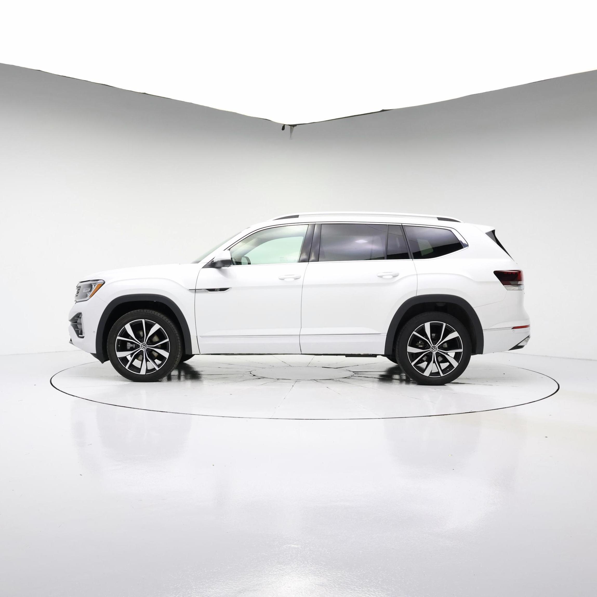 Thumbnail: 2024 Volkswagen Atlas - 3