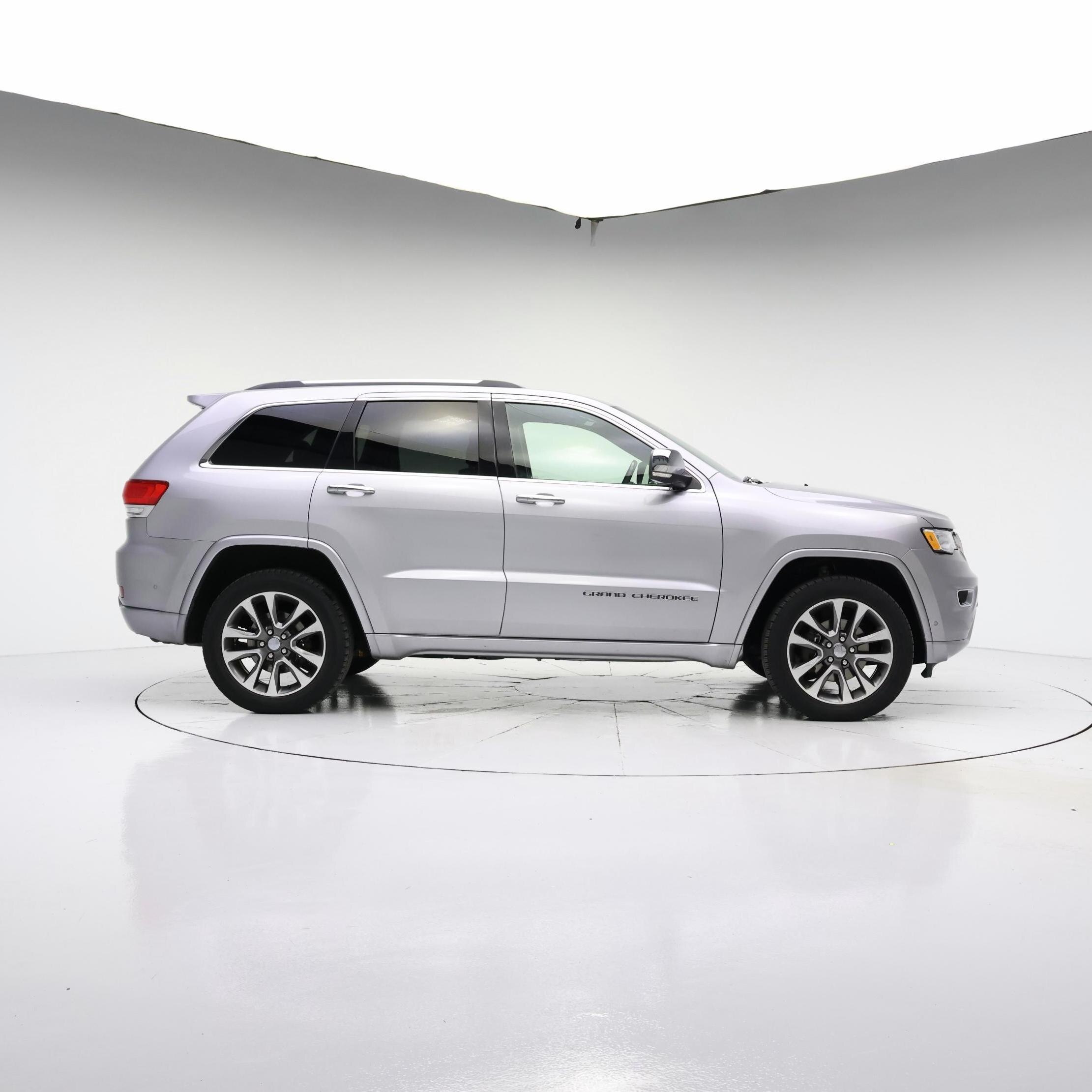 Thumbnail: 2017 Jeep Grand Cherokee - 7