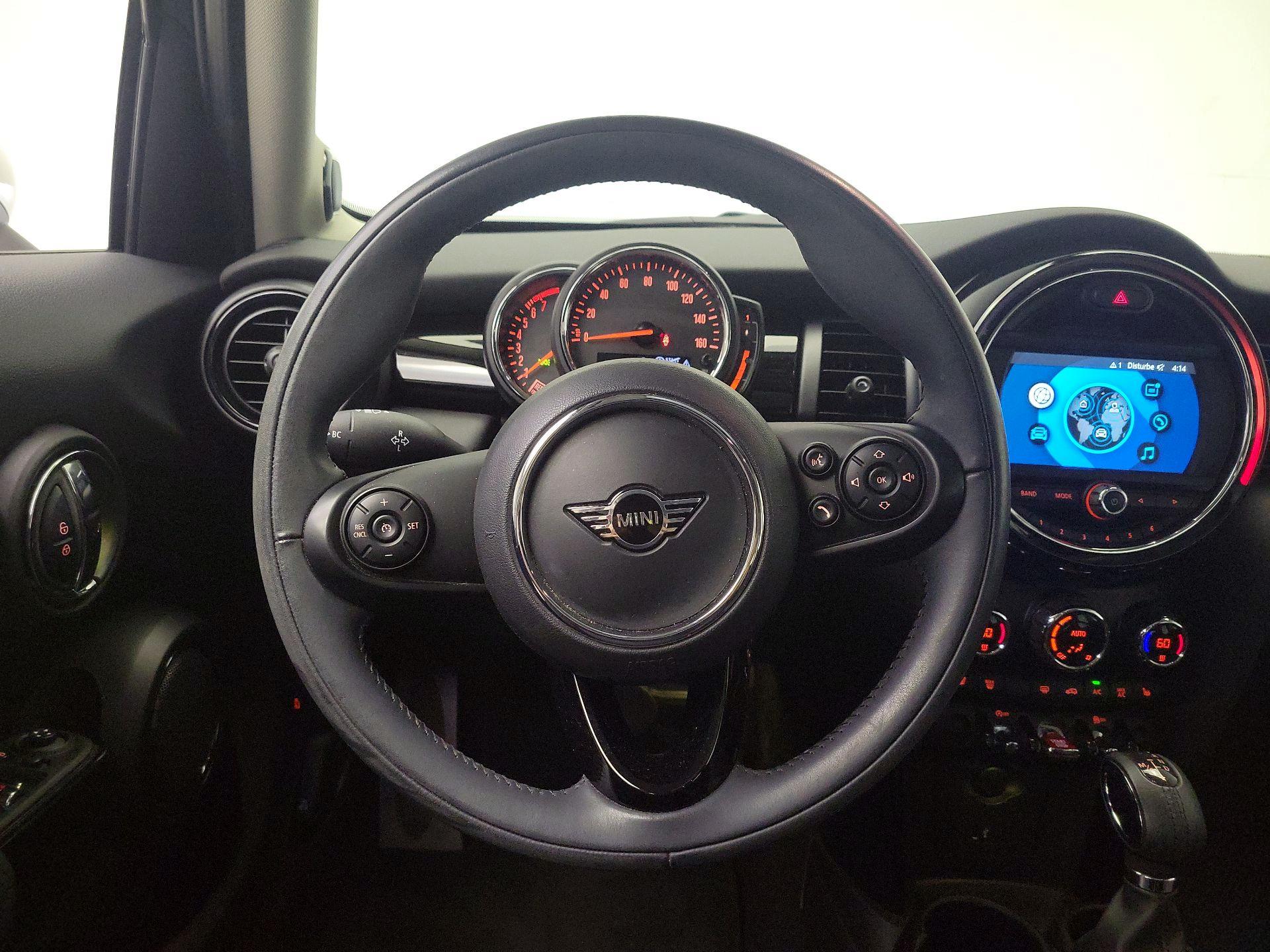 Thumbnail: 2019 MINI Cooper Hardtop - 10