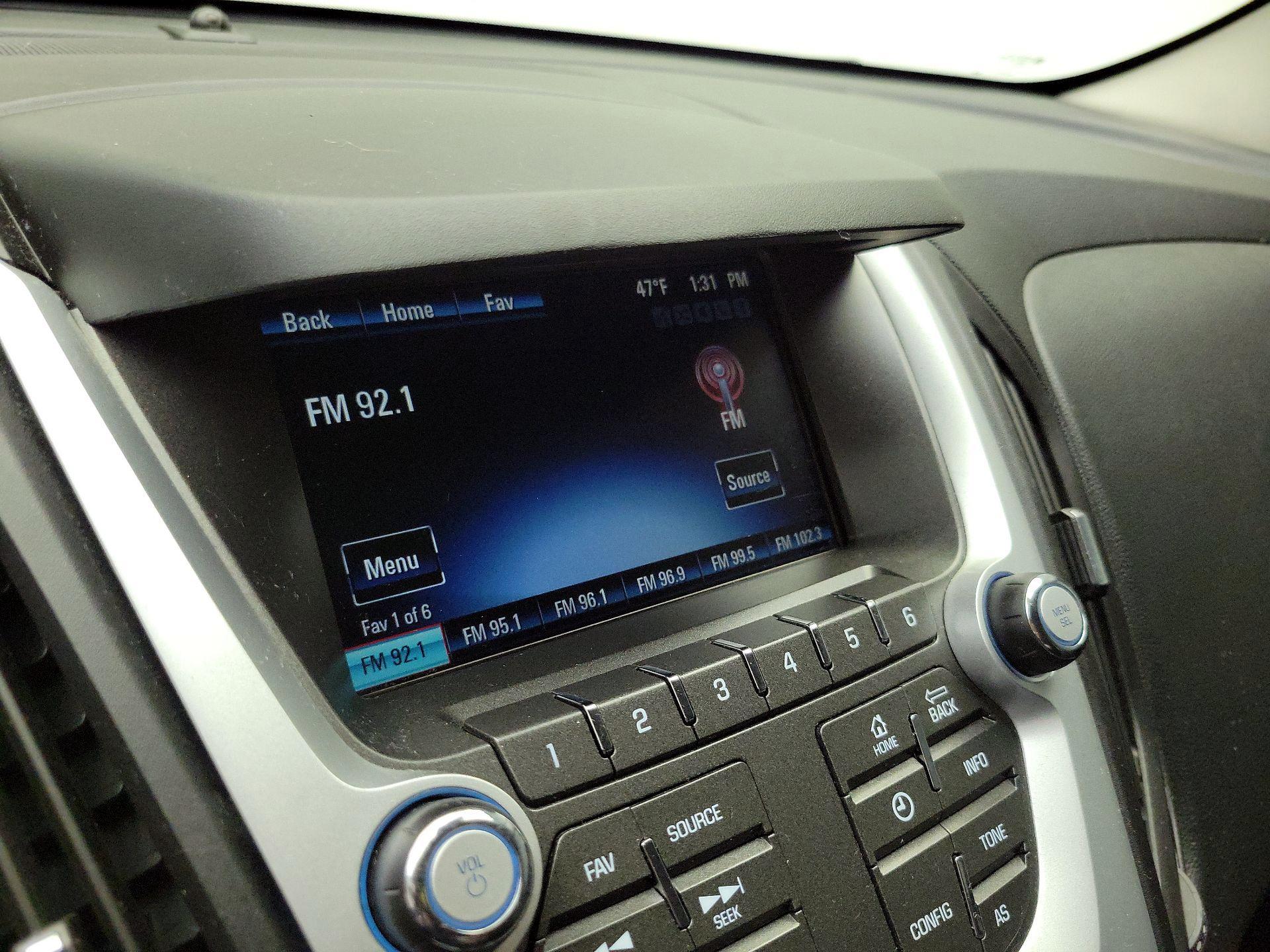 Thumbnail: 2016 Chevrolet Equinox - 12