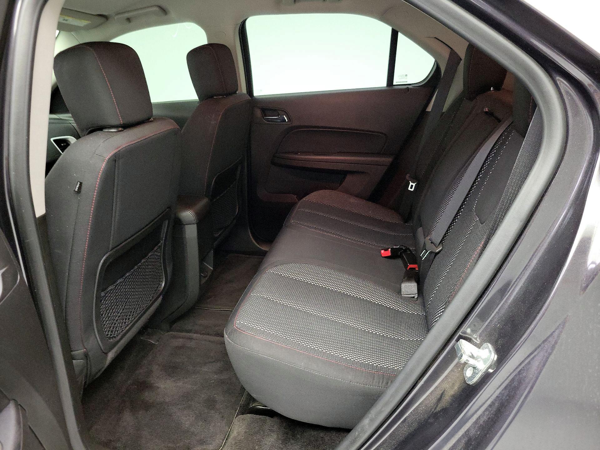 Thumbnail: 2016 Chevrolet Equinox - 16