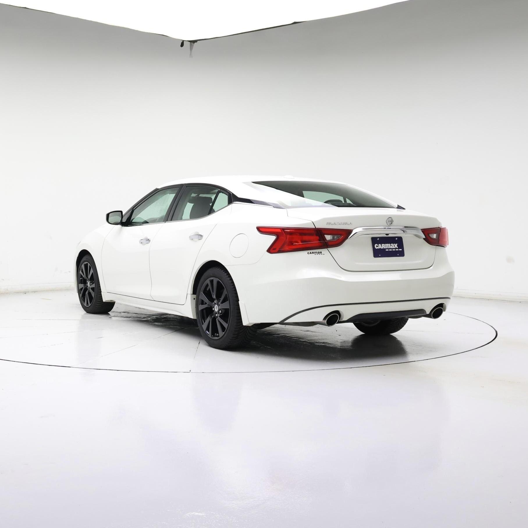 Thumbnail: 2017 Nissan Maxima - 2