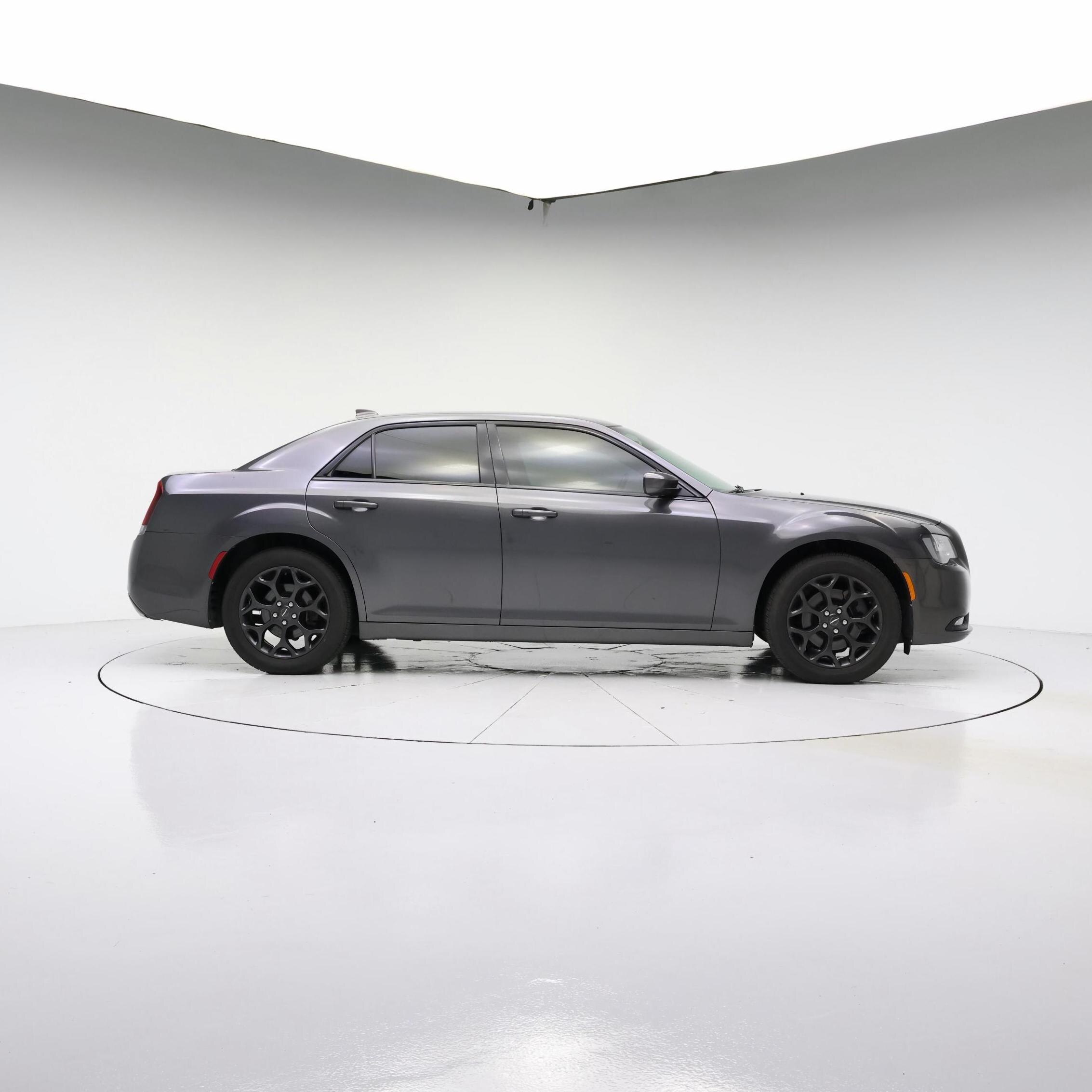 Thumbnail: 2019 Chrysler 300 - 7