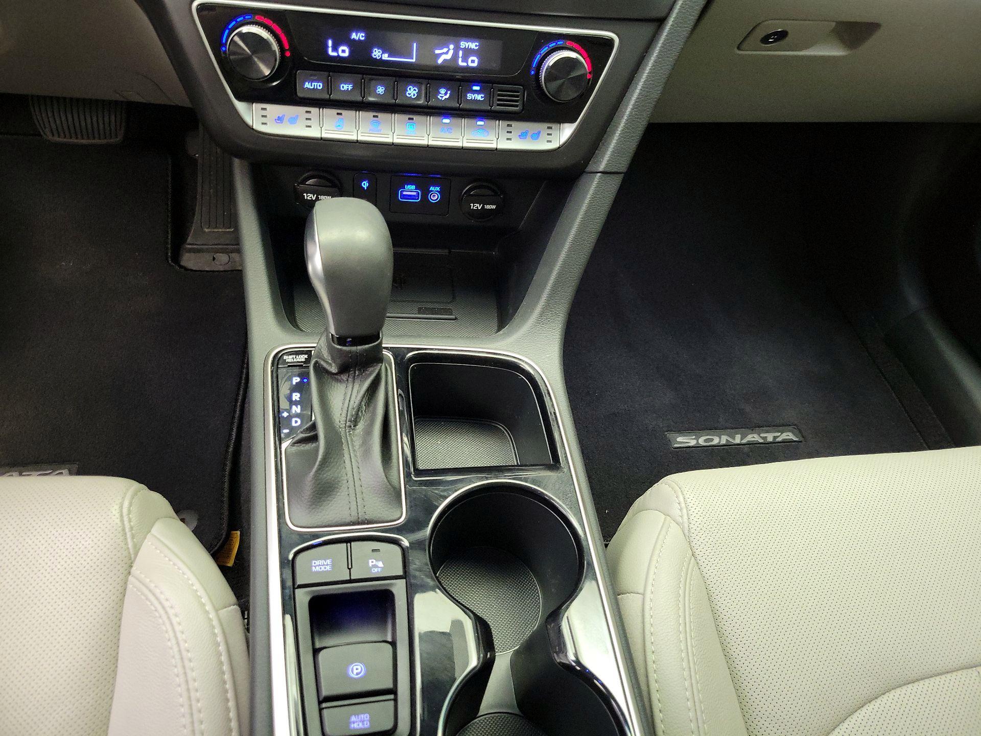Thumbnail: 2019 Hyundai Sonata - 18